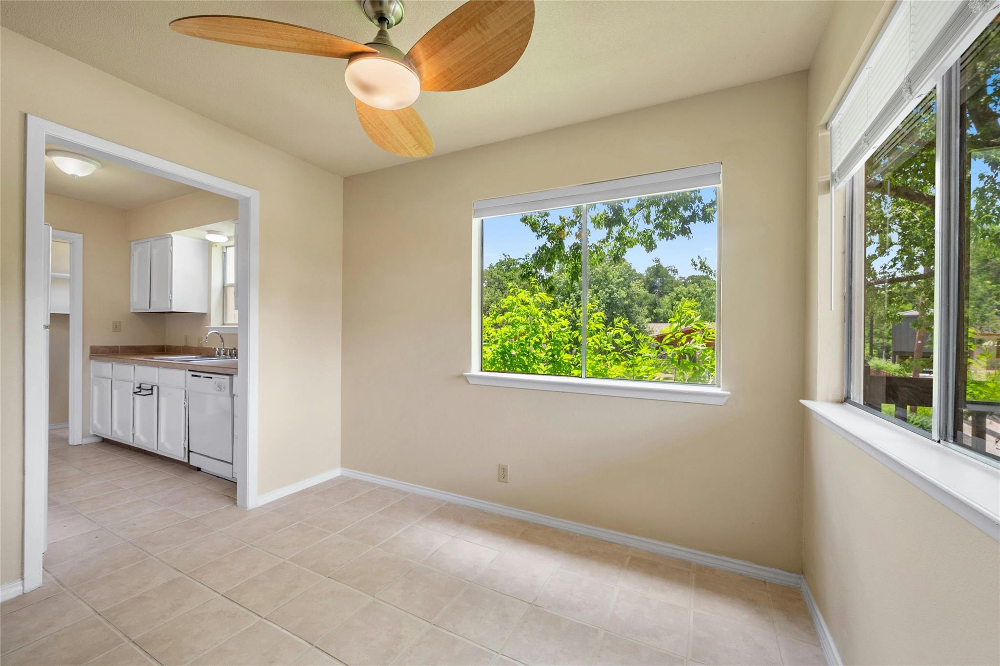 2316 Montclaire St #a Property Photo 14