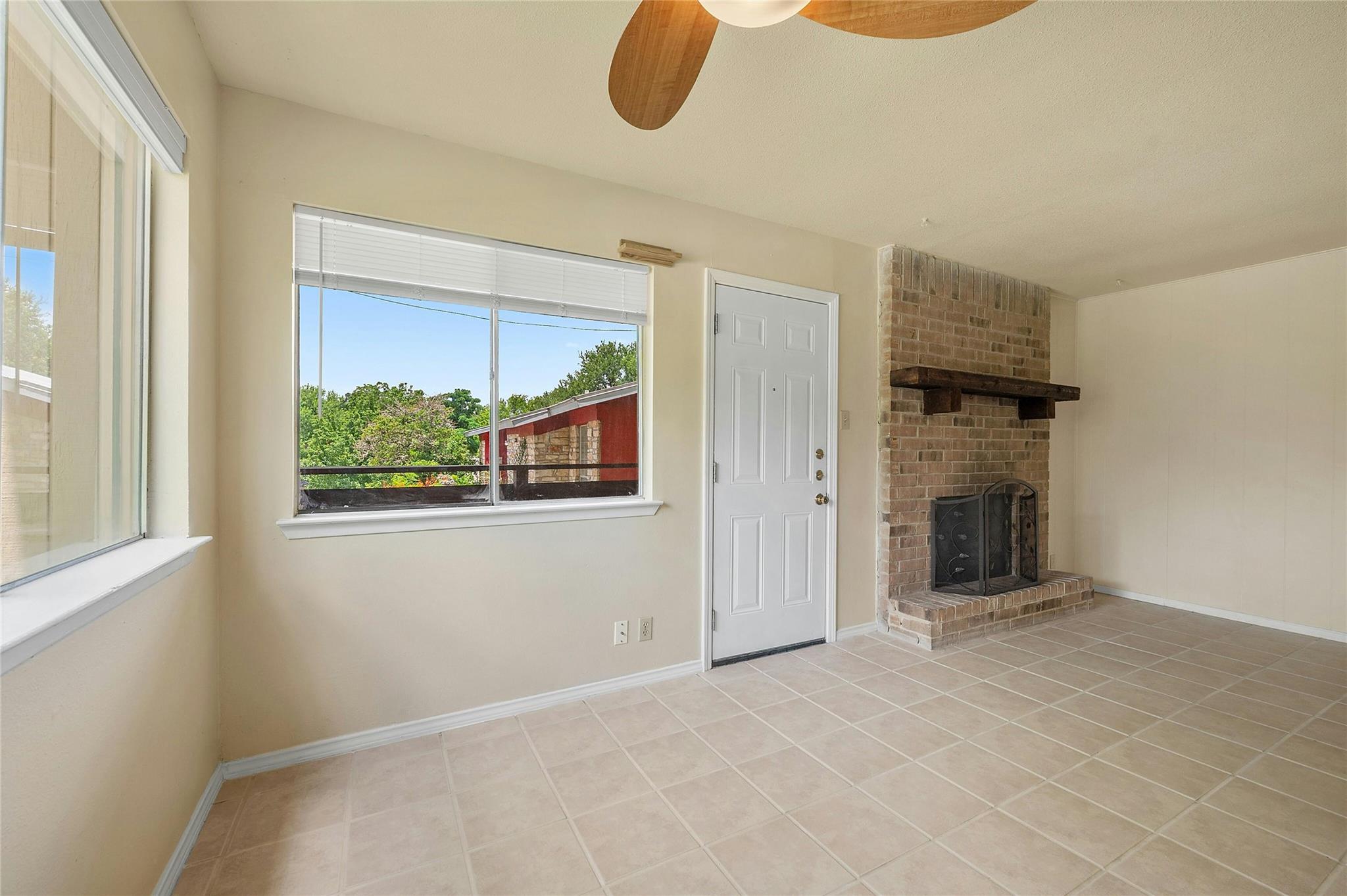 2316 Montclaire St #a Property Photo 15