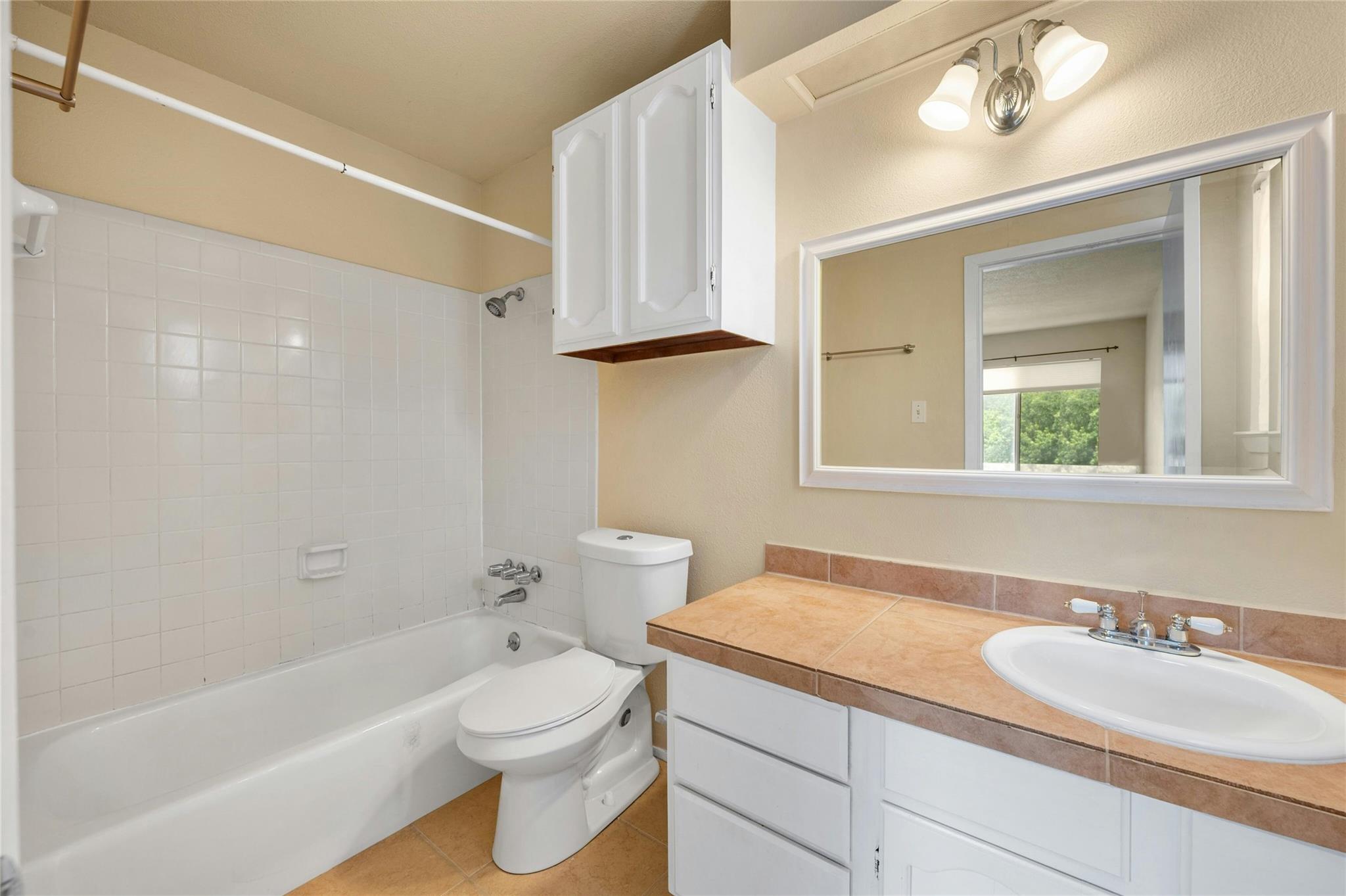 2316 Montclaire St #a Property Photo 22