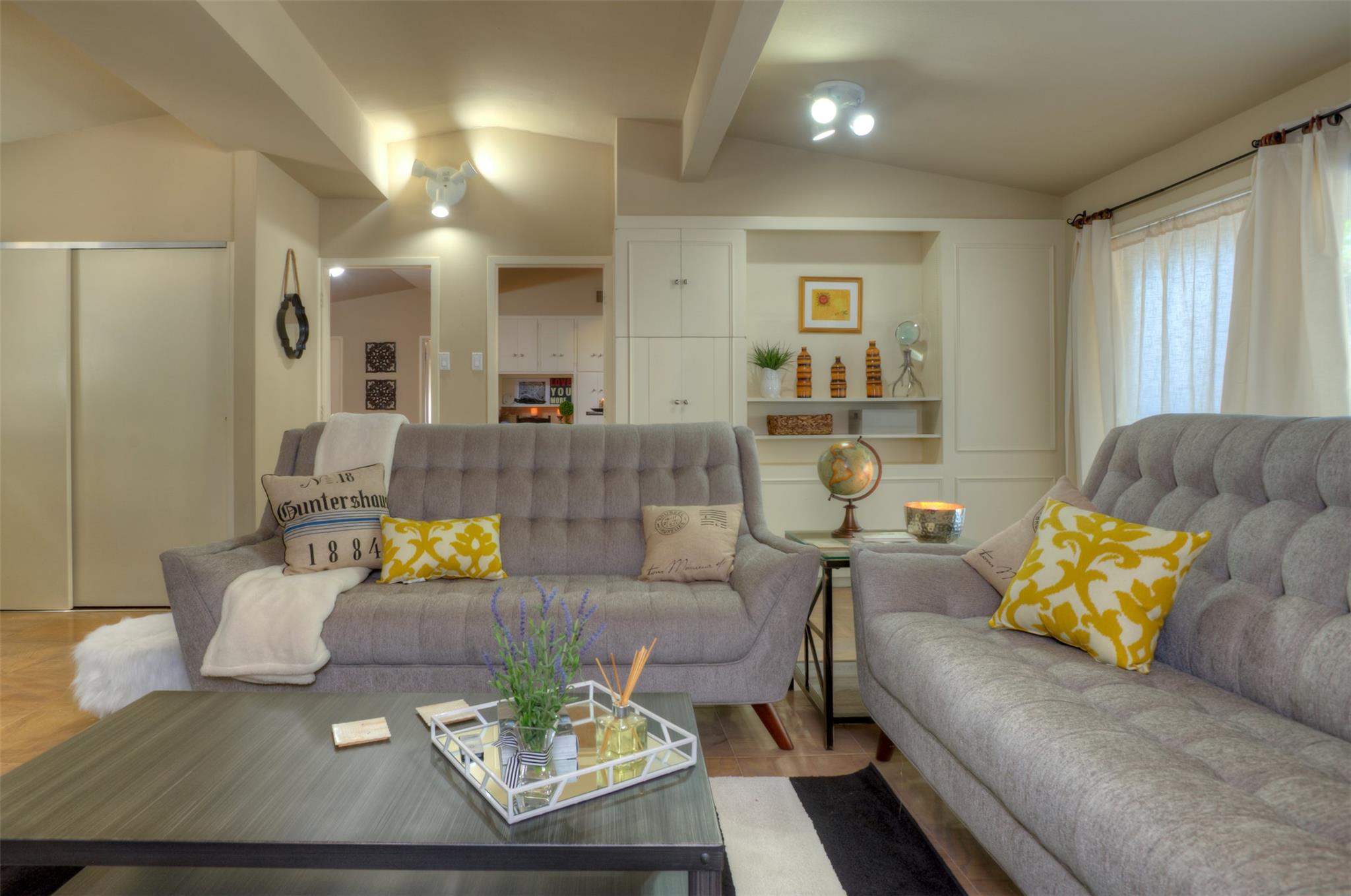 2400 Jarratt Ave #b Property Photo 3
