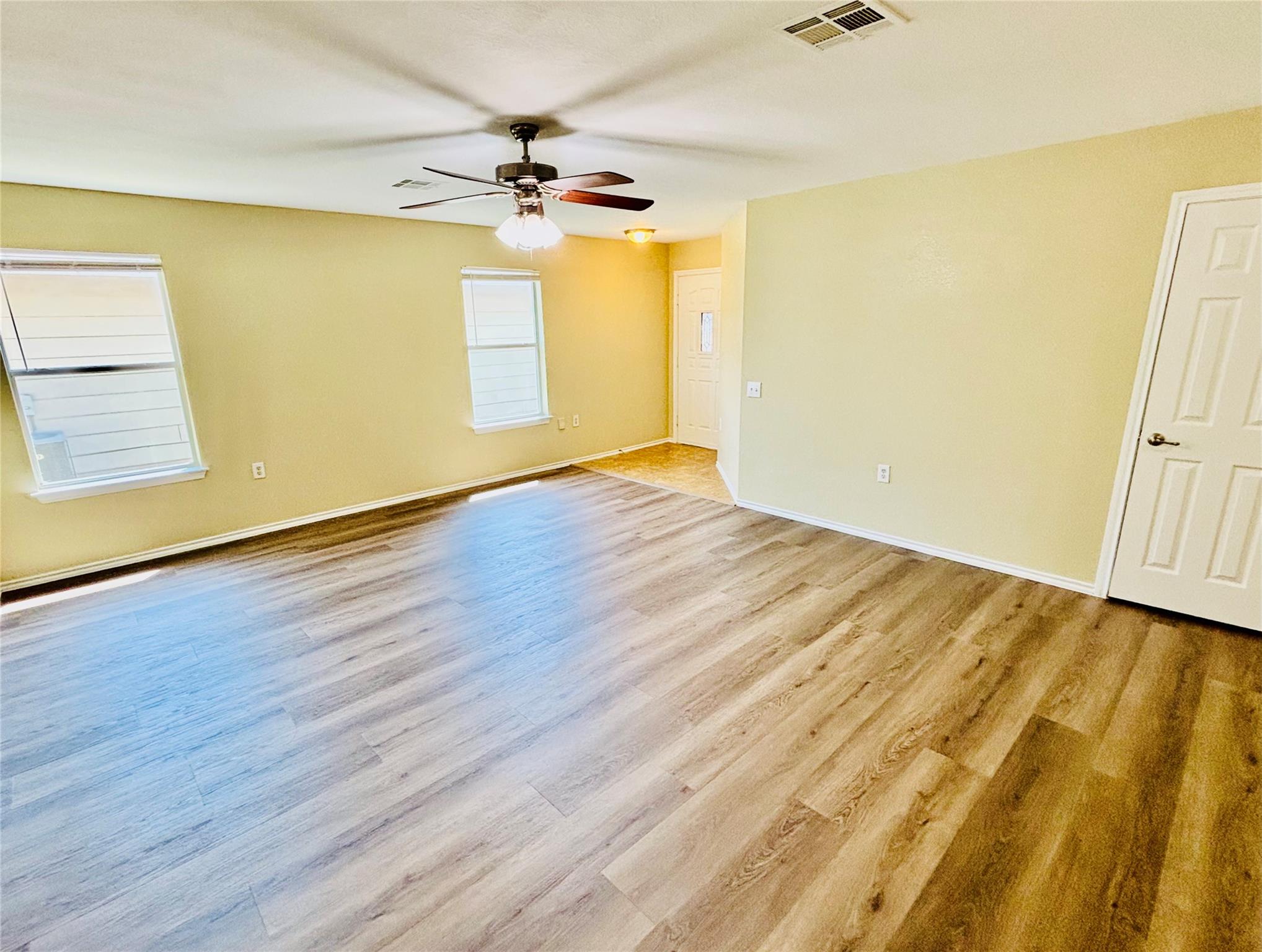 1220 Anise Dr Property Photo 3