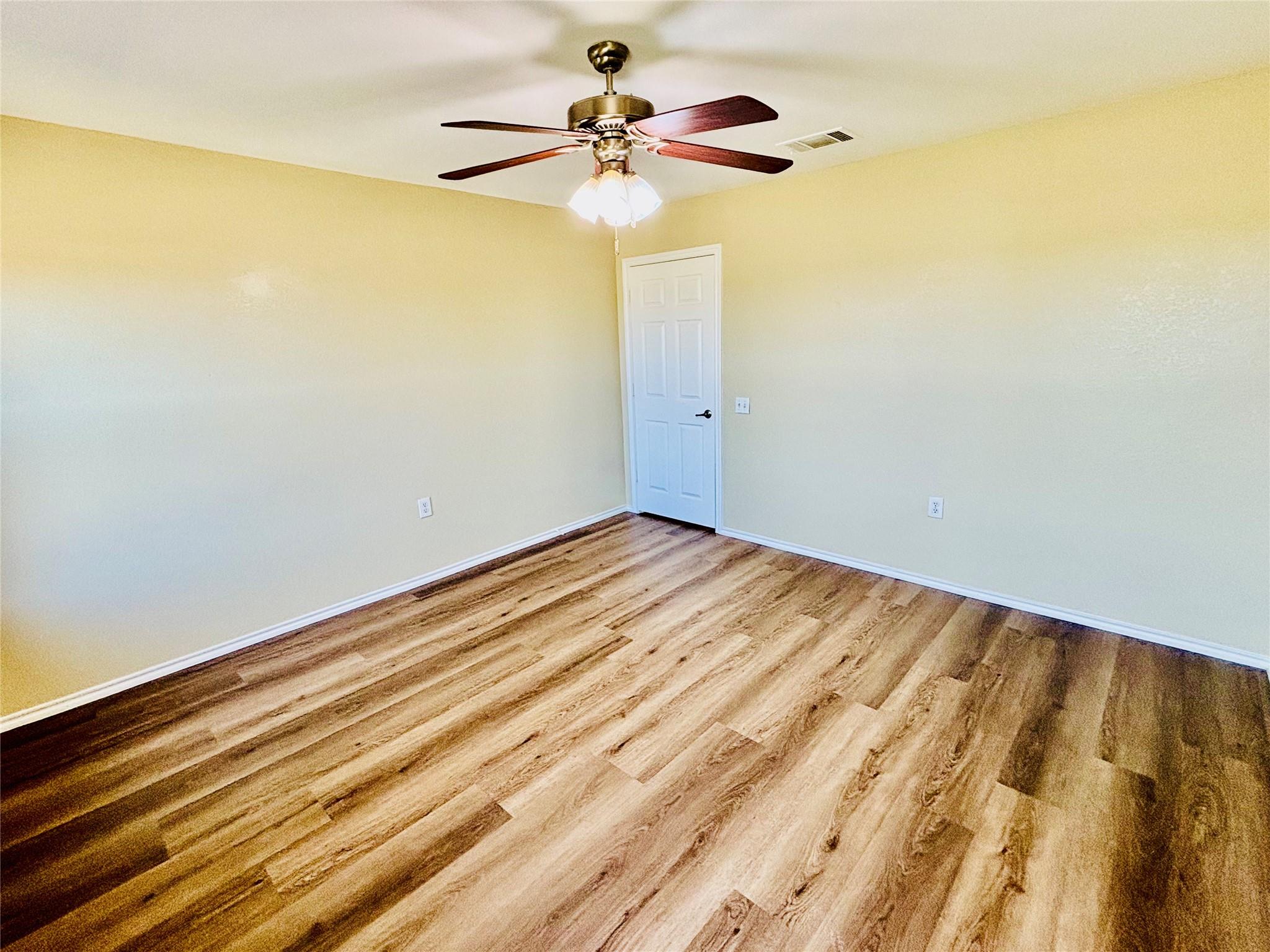 1220 Anise Dr Property Photo 7