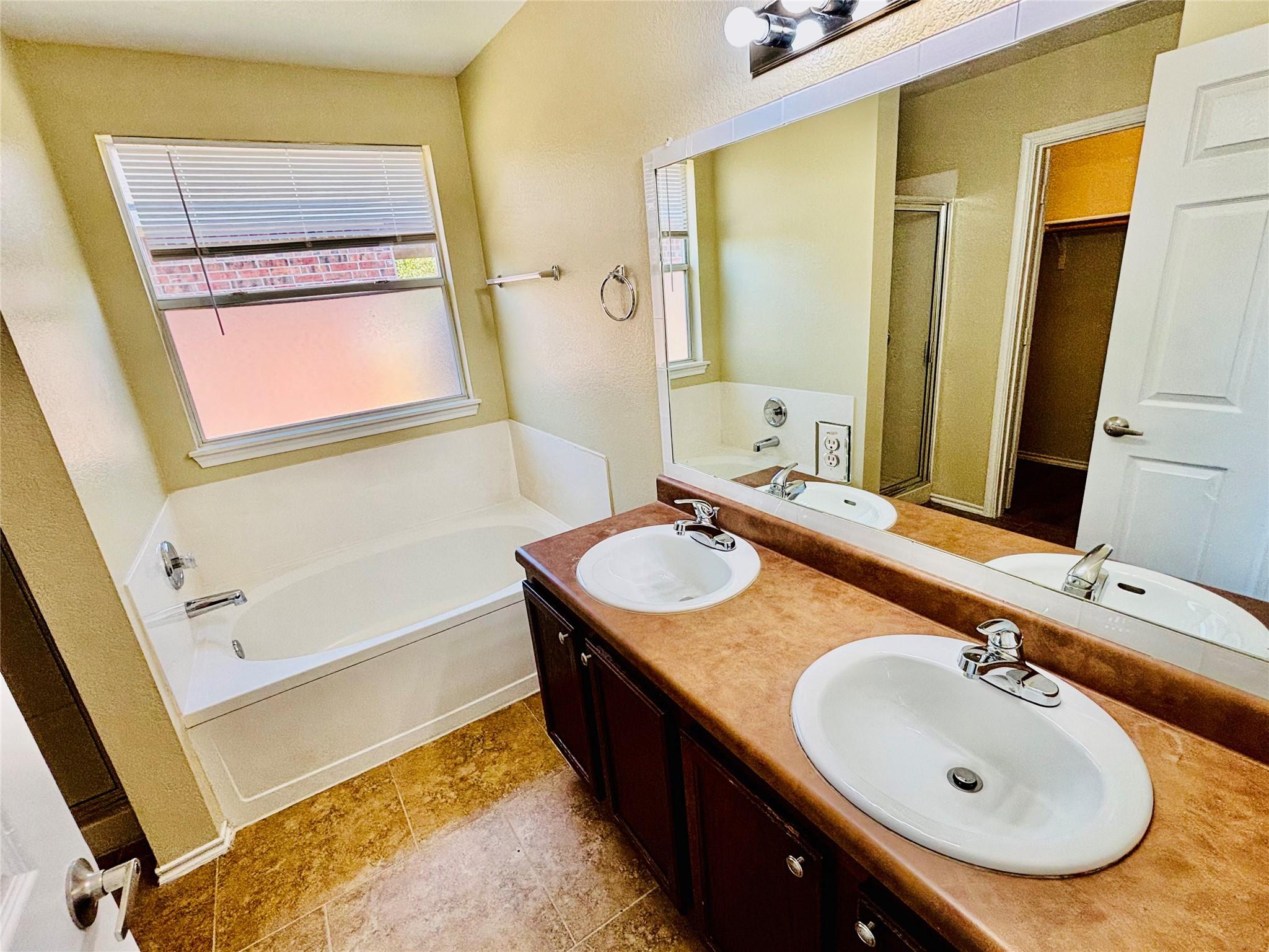 1220 Anise Dr Property Photo 8
