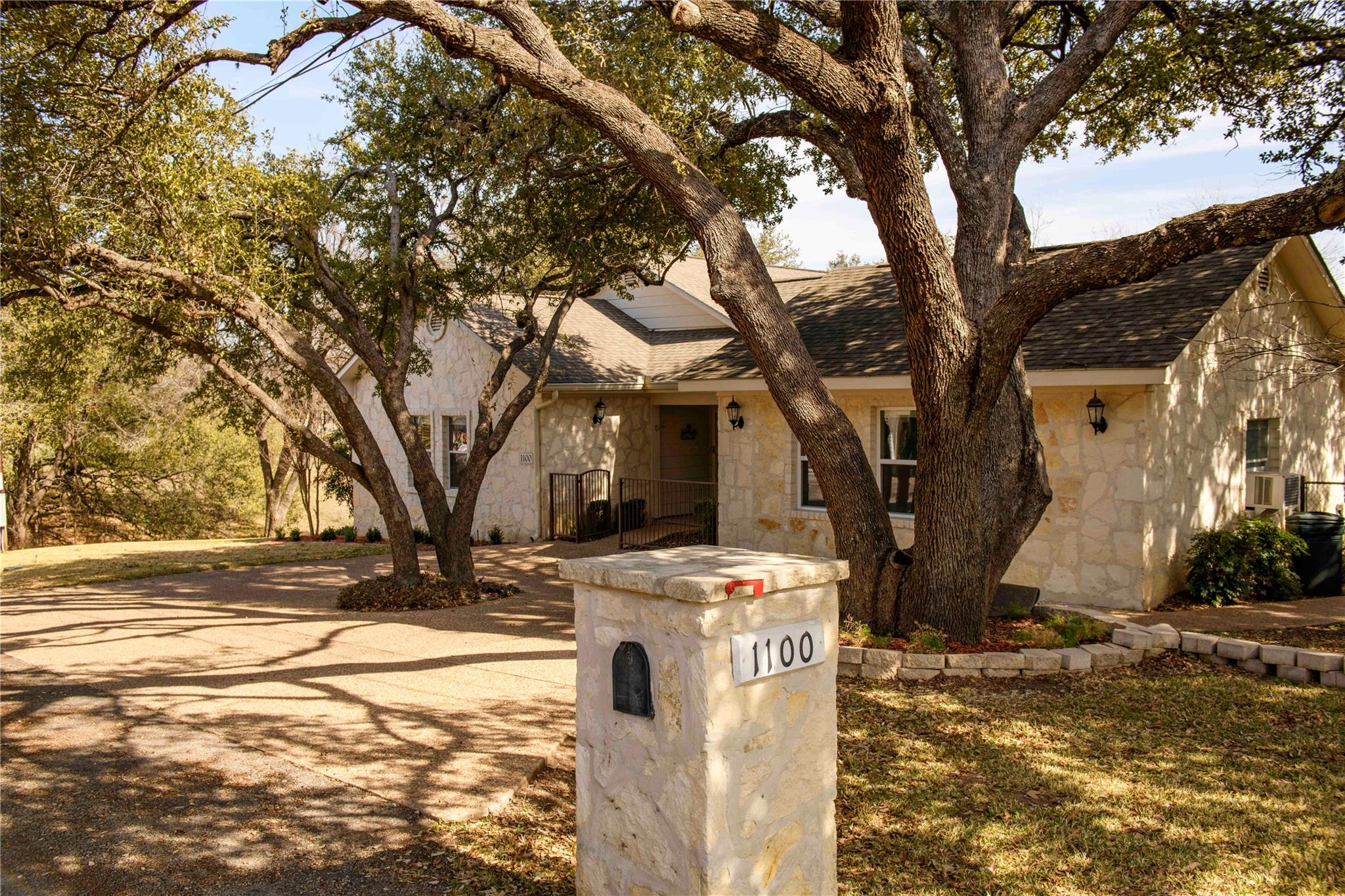 1100 CR 132A Property Photo 1