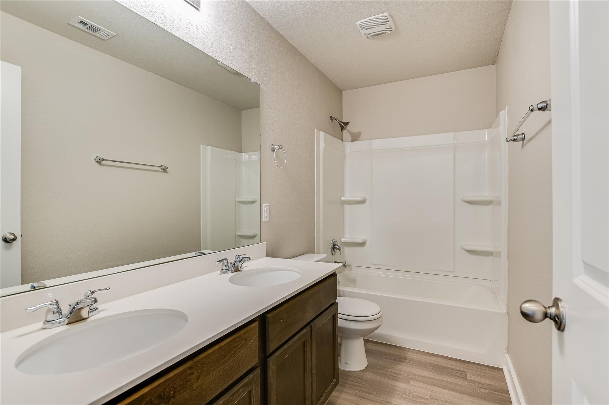 17201 Leafroller Dr #a Property Photo 24