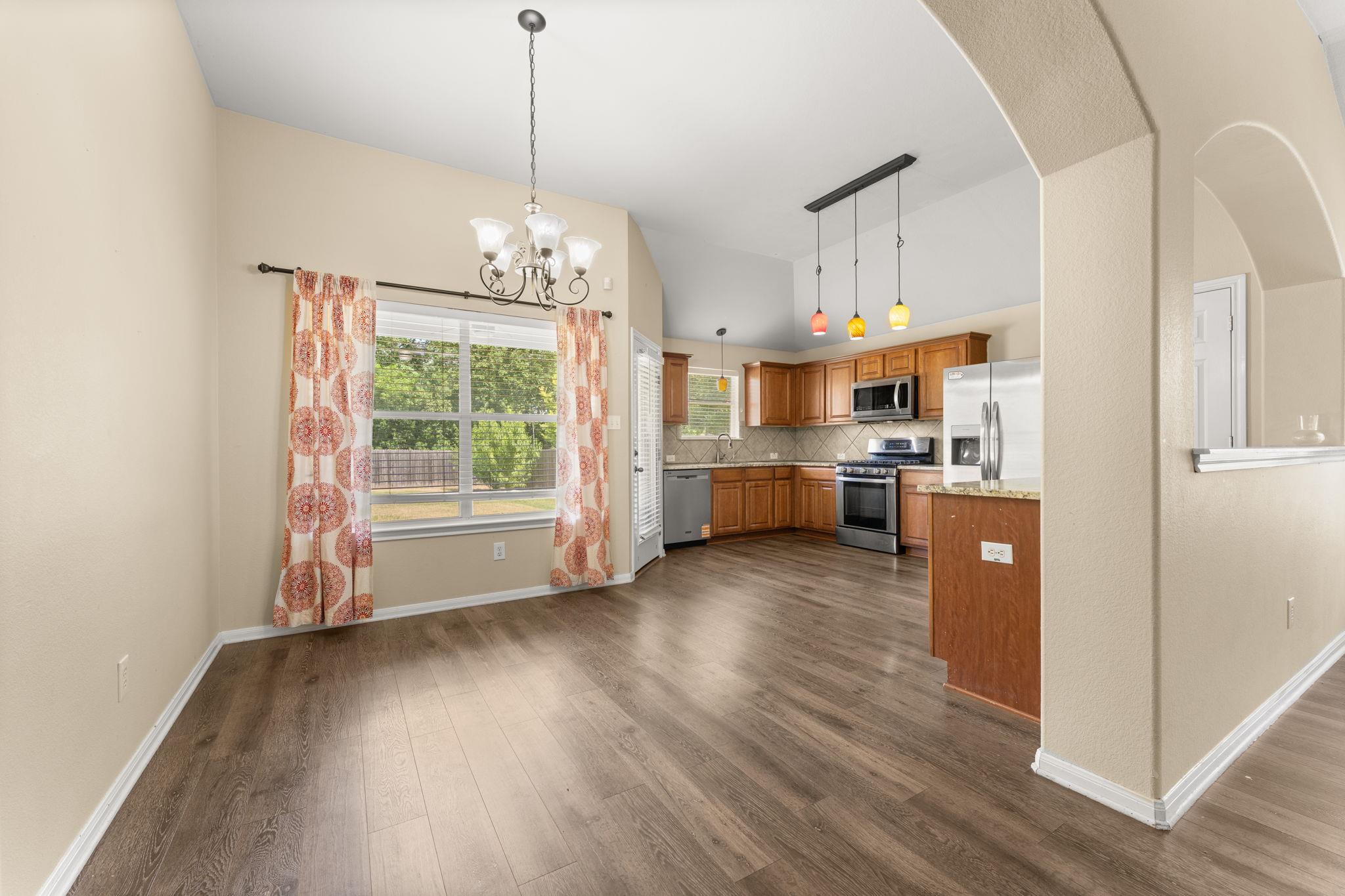 1005 Blackburn Pl Property Photo 10