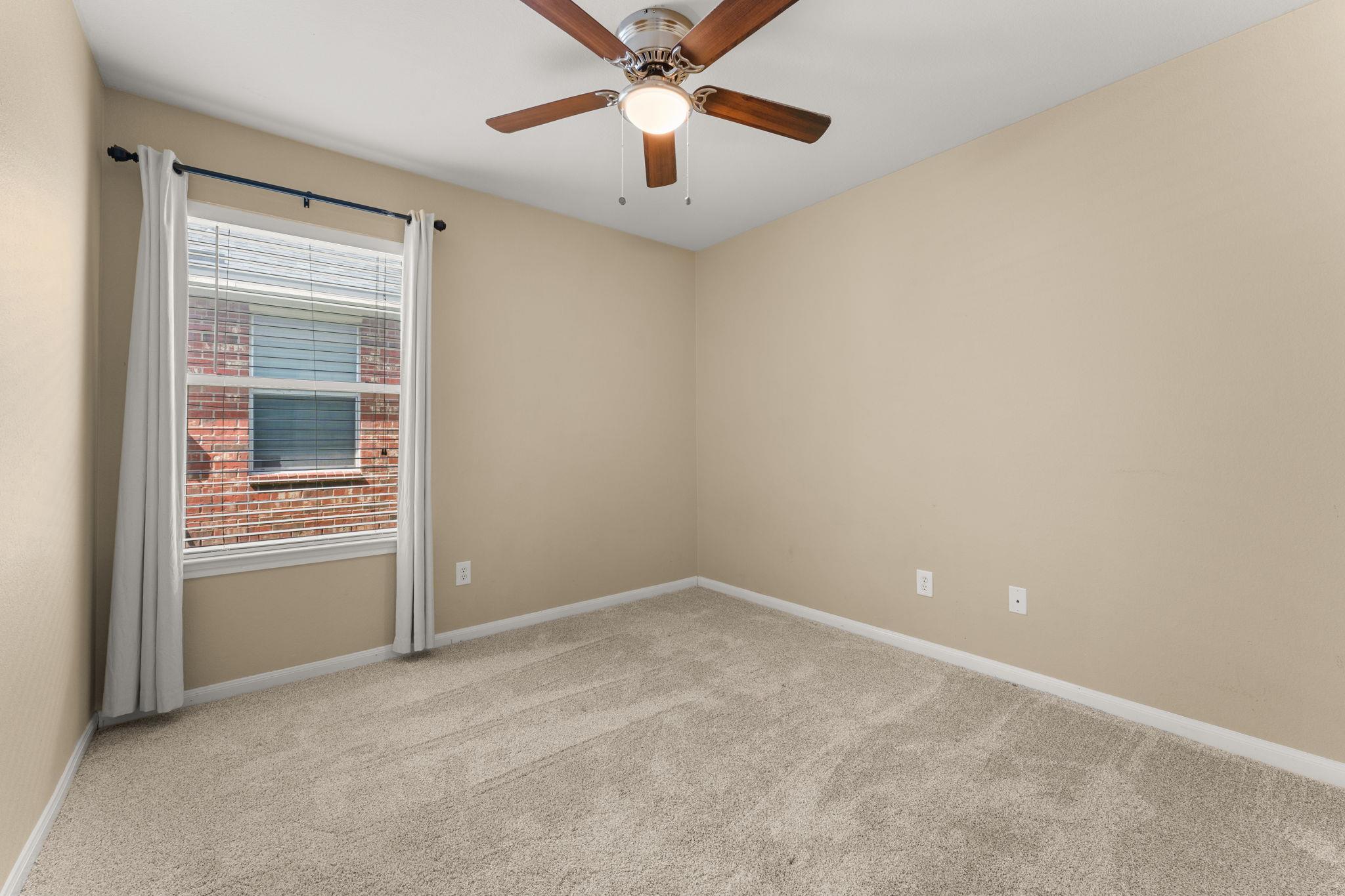 1005 Blackburn Pl Property Photo 23