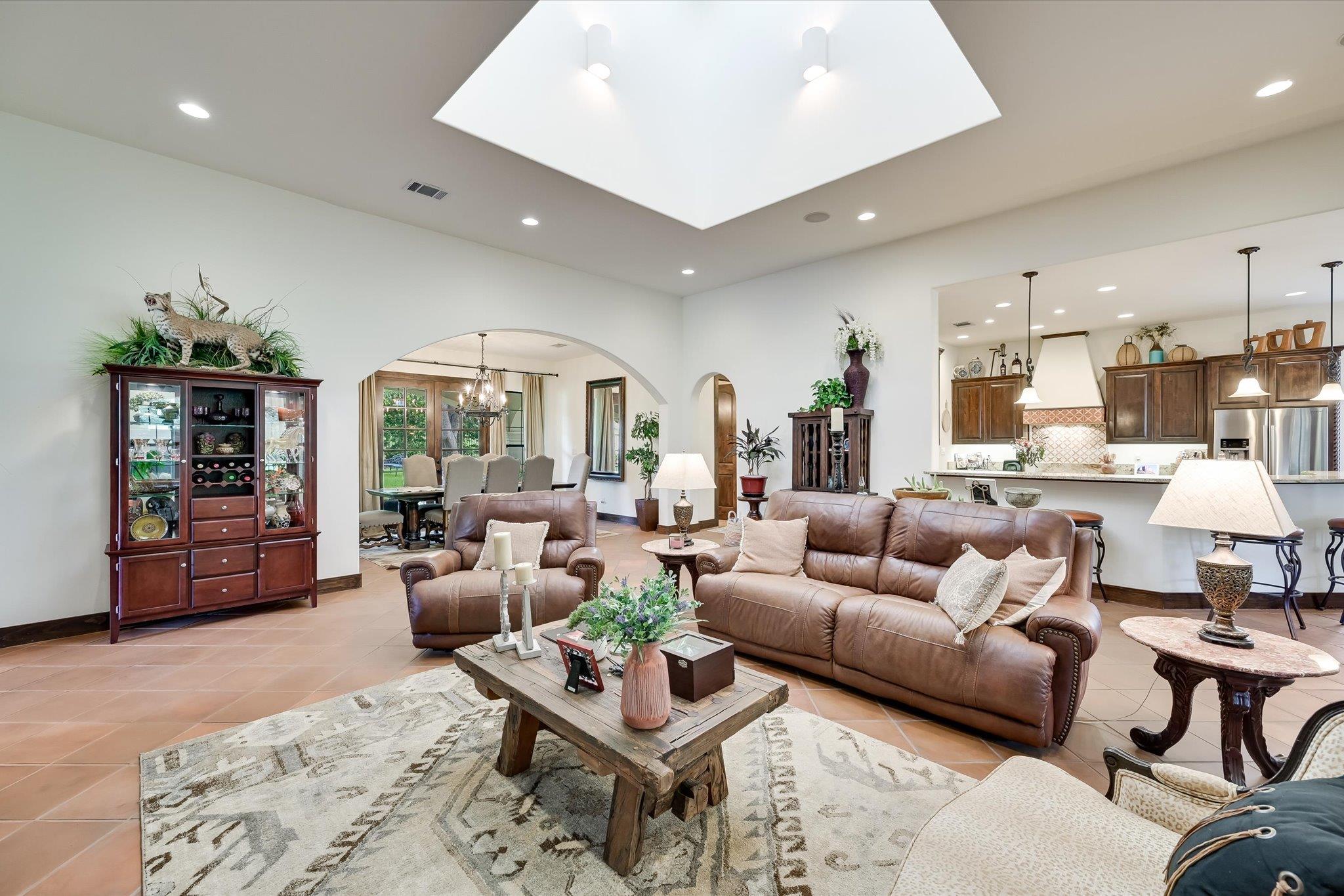 409 Turquoise None Property Photo 10