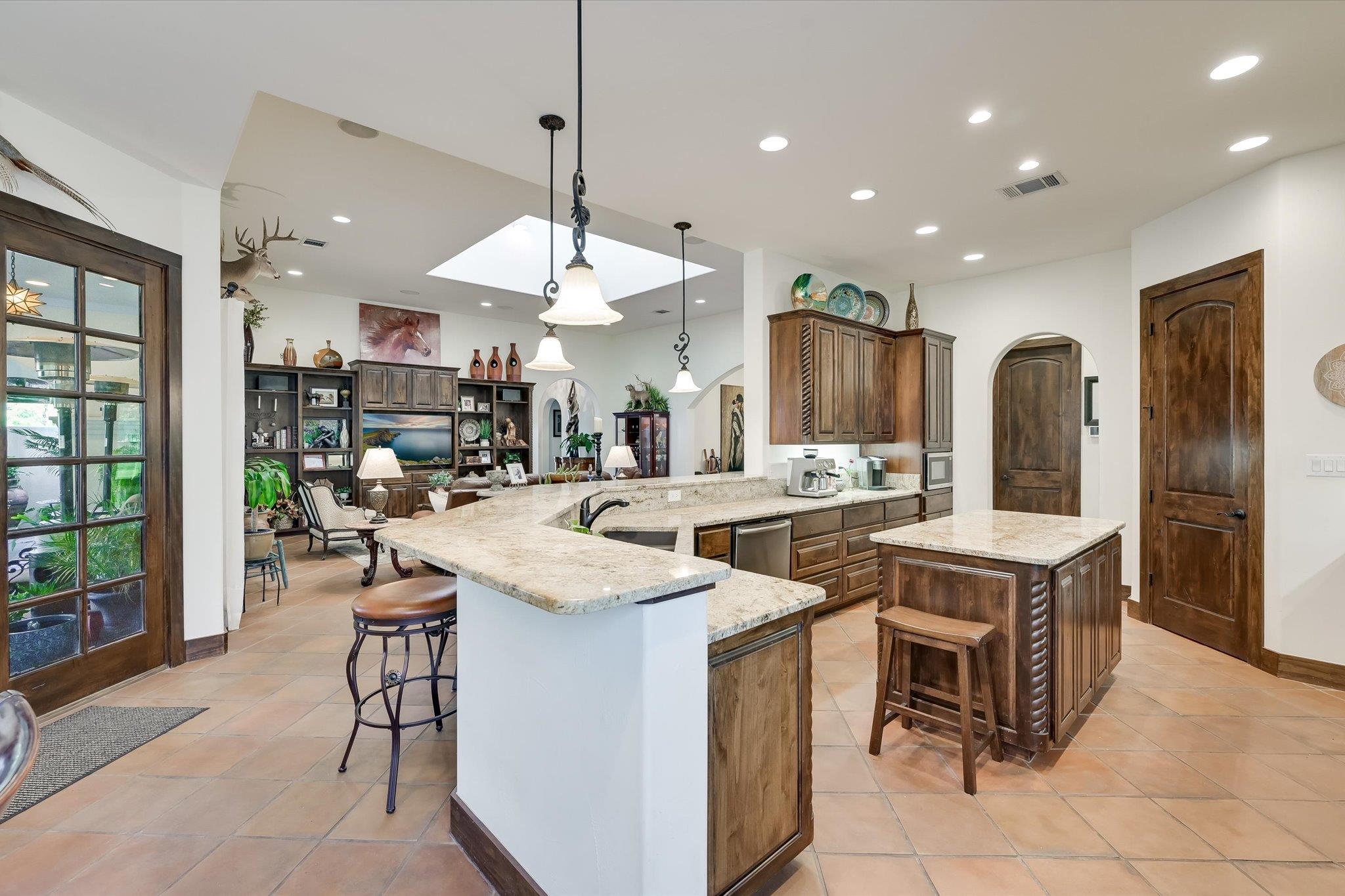 409 Turquoise None Property Photo 17