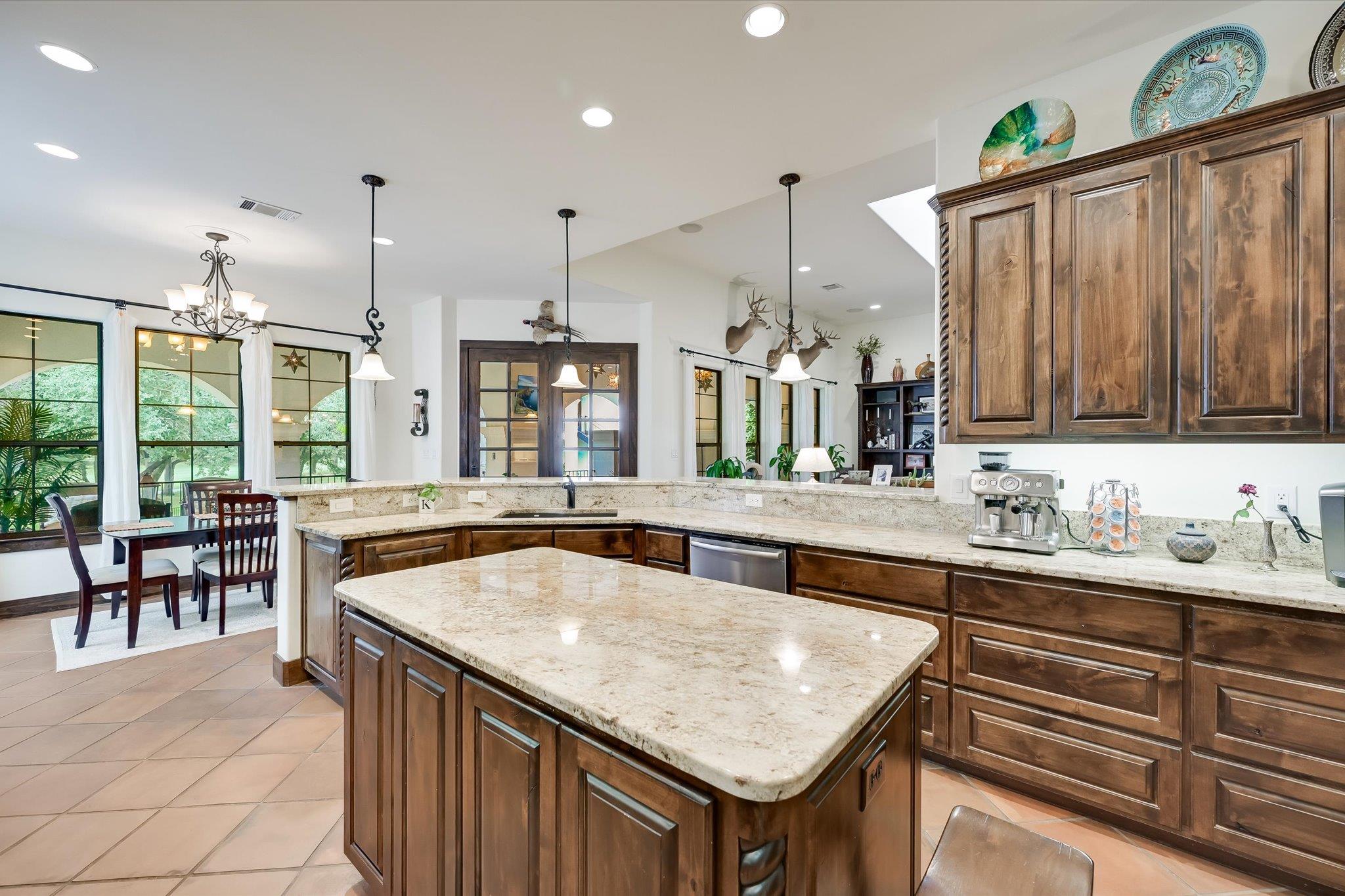 409 Turquoise None Property Photo 19