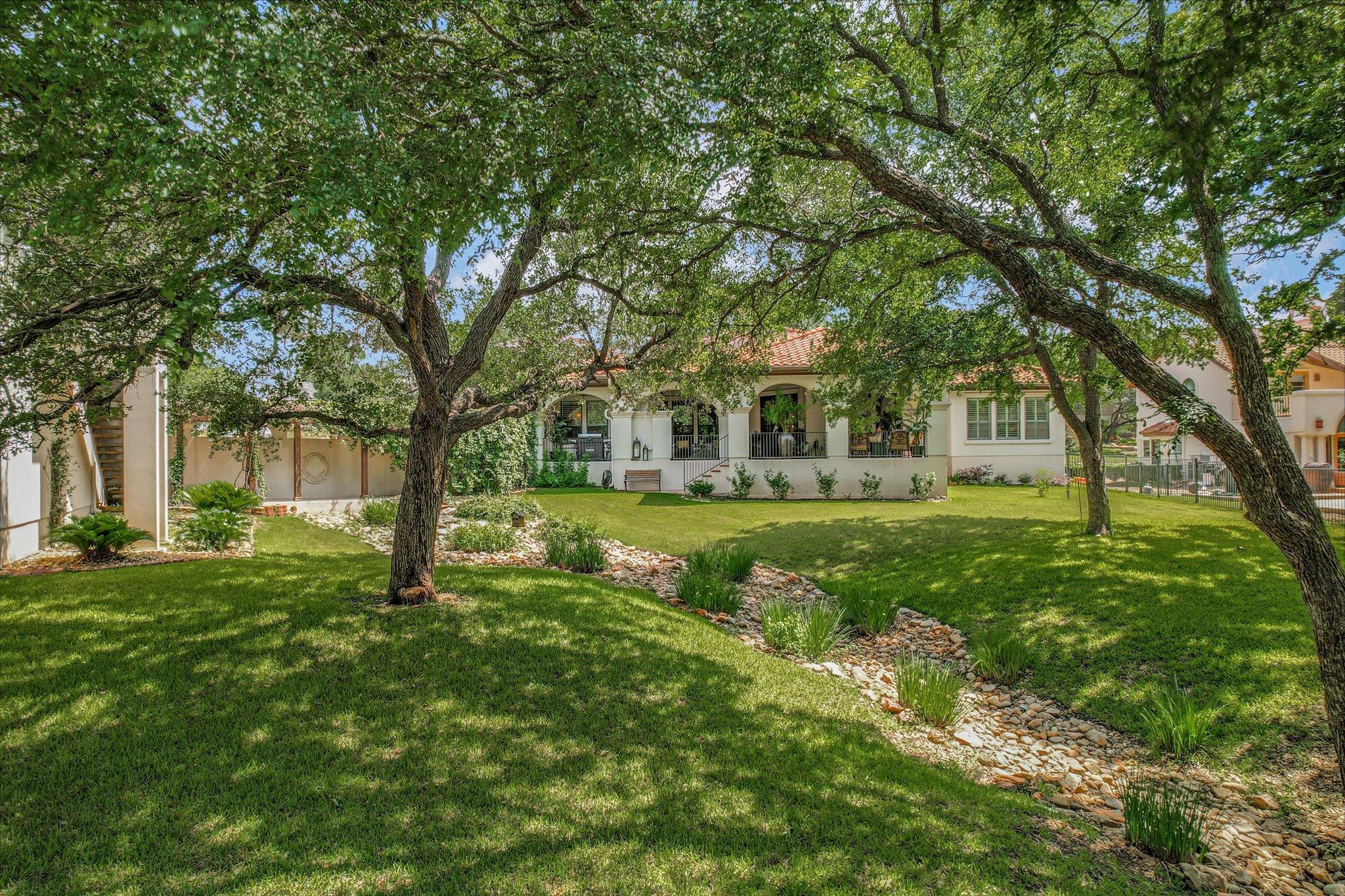 409 Turquoise None Property Photo 31