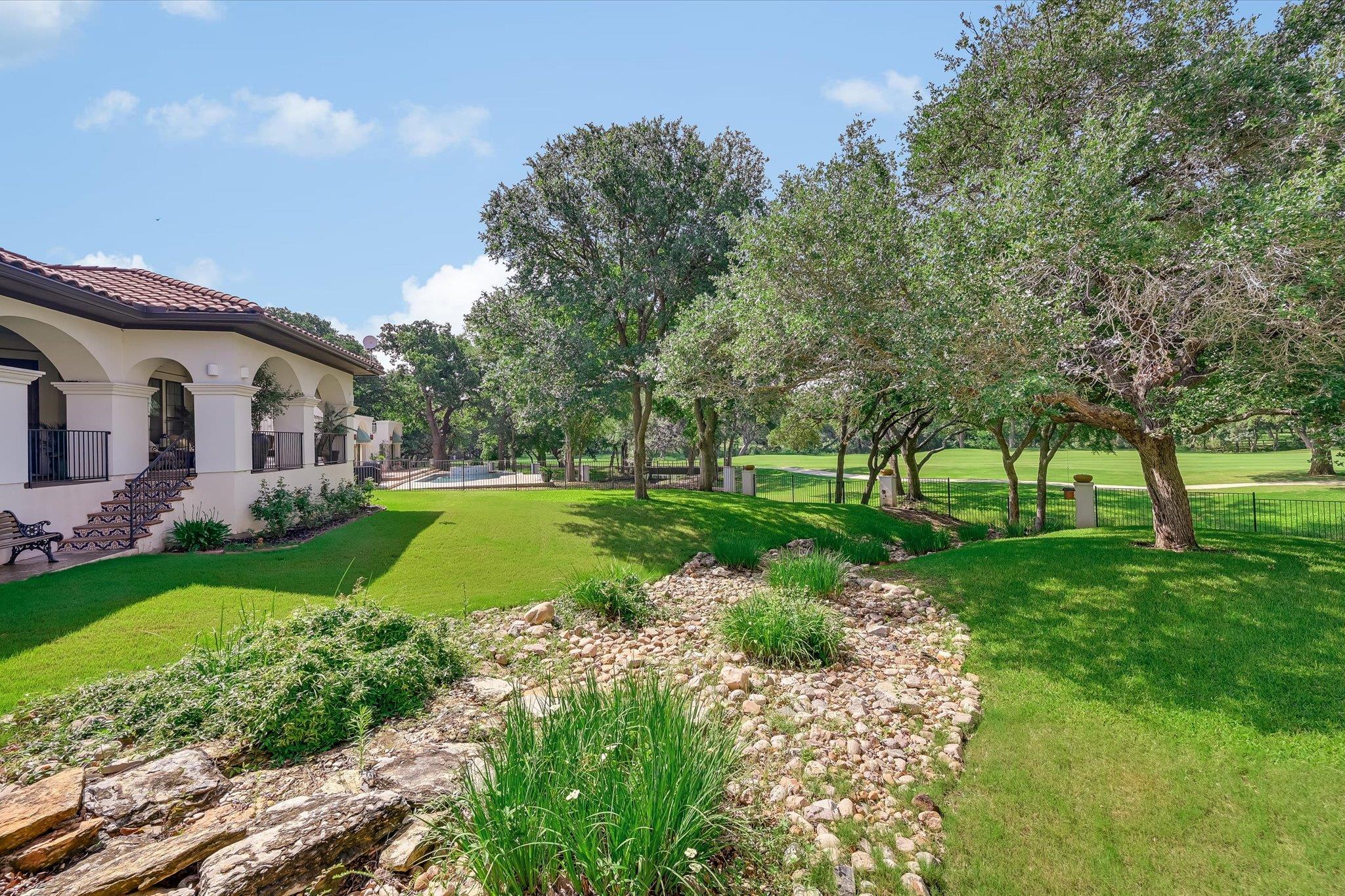 409 Turquoise None Property Photo 32