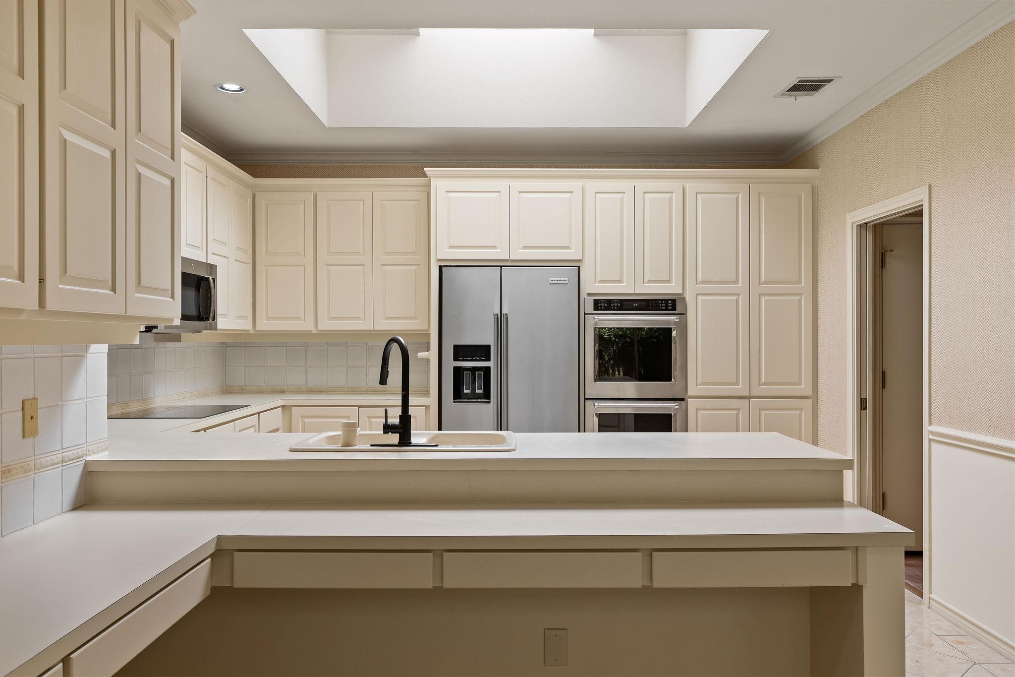 2834 Montebello Rd #b11 Property Photo 17