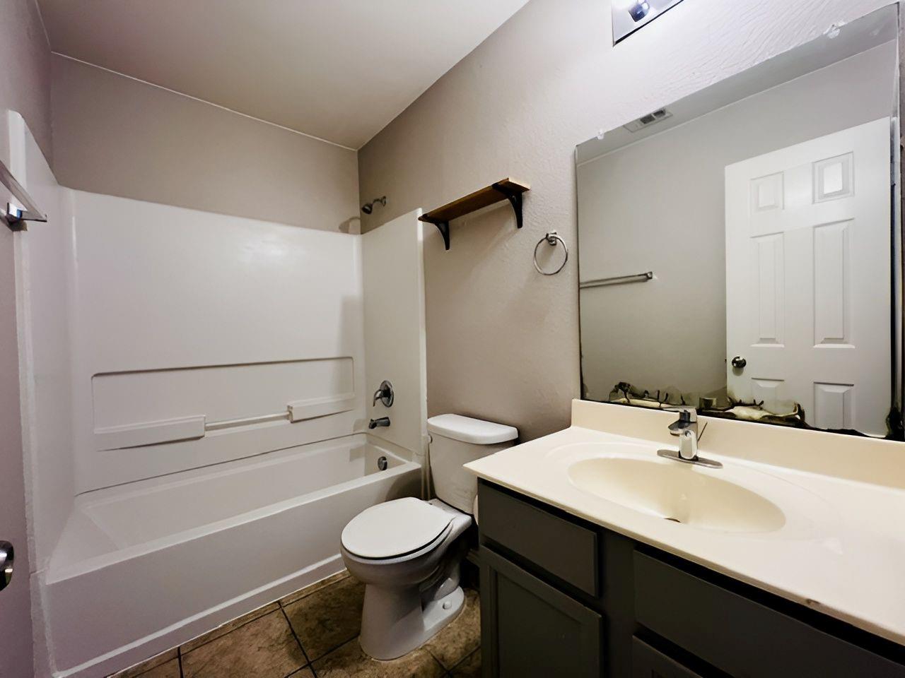 100 Magpie Goose Ln Property Photo 13