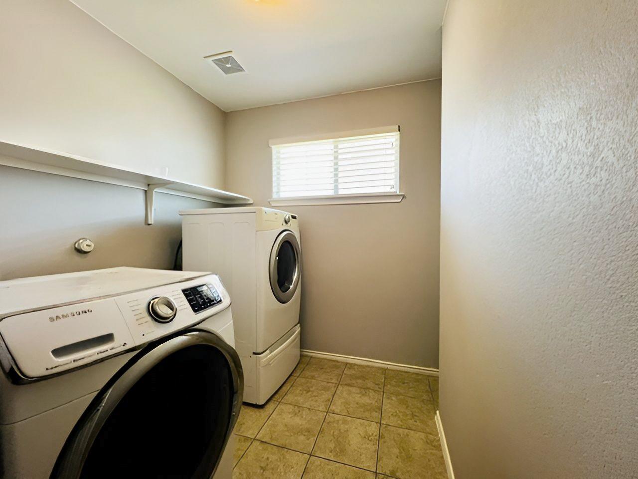 100 Magpie Goose Ln Property Photo 20