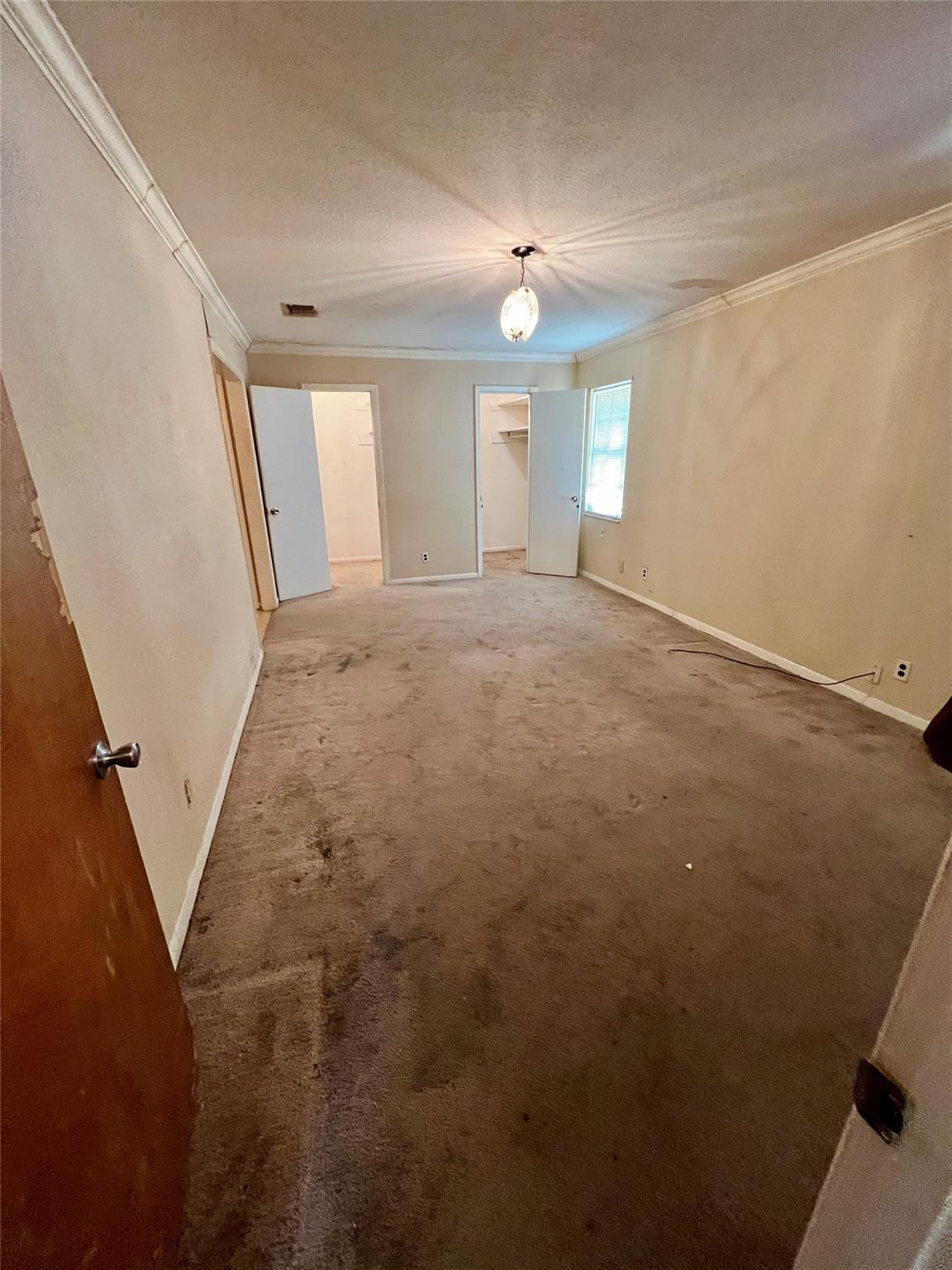 1504 E Central Ave Property Photo 9