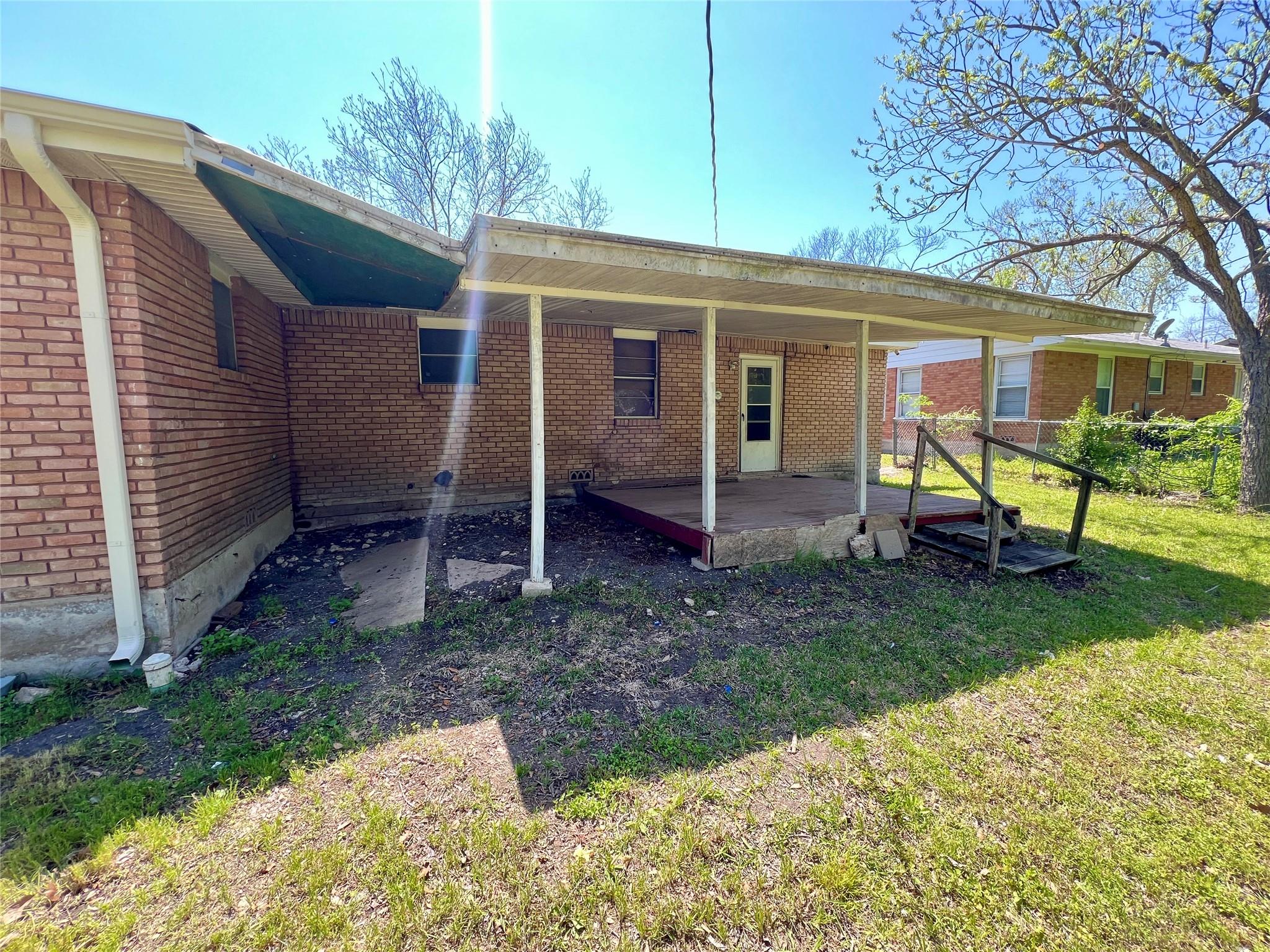1504 E Central Ave Property Photo 15