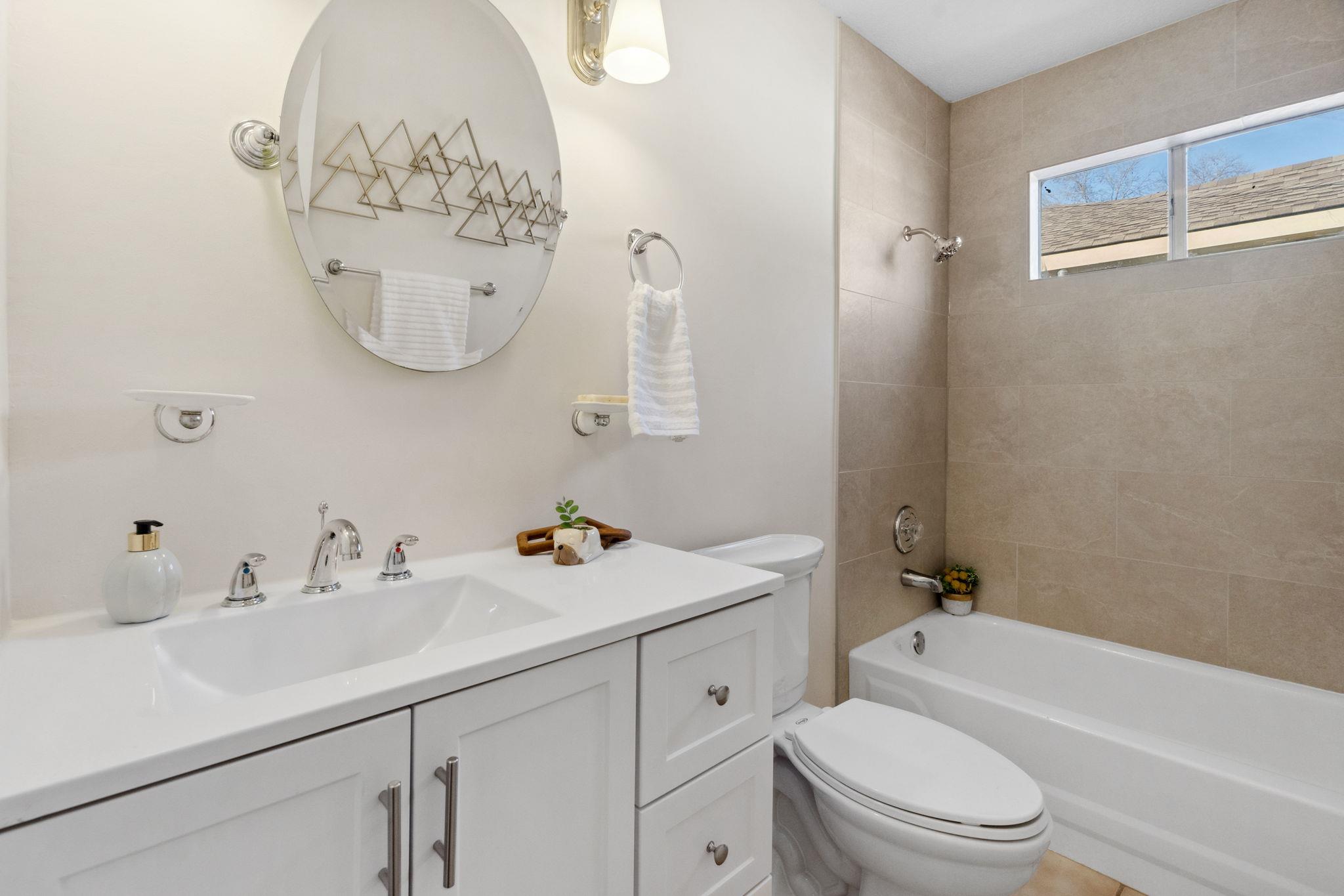 10704 Watchful Fox Dr Property Photo 26