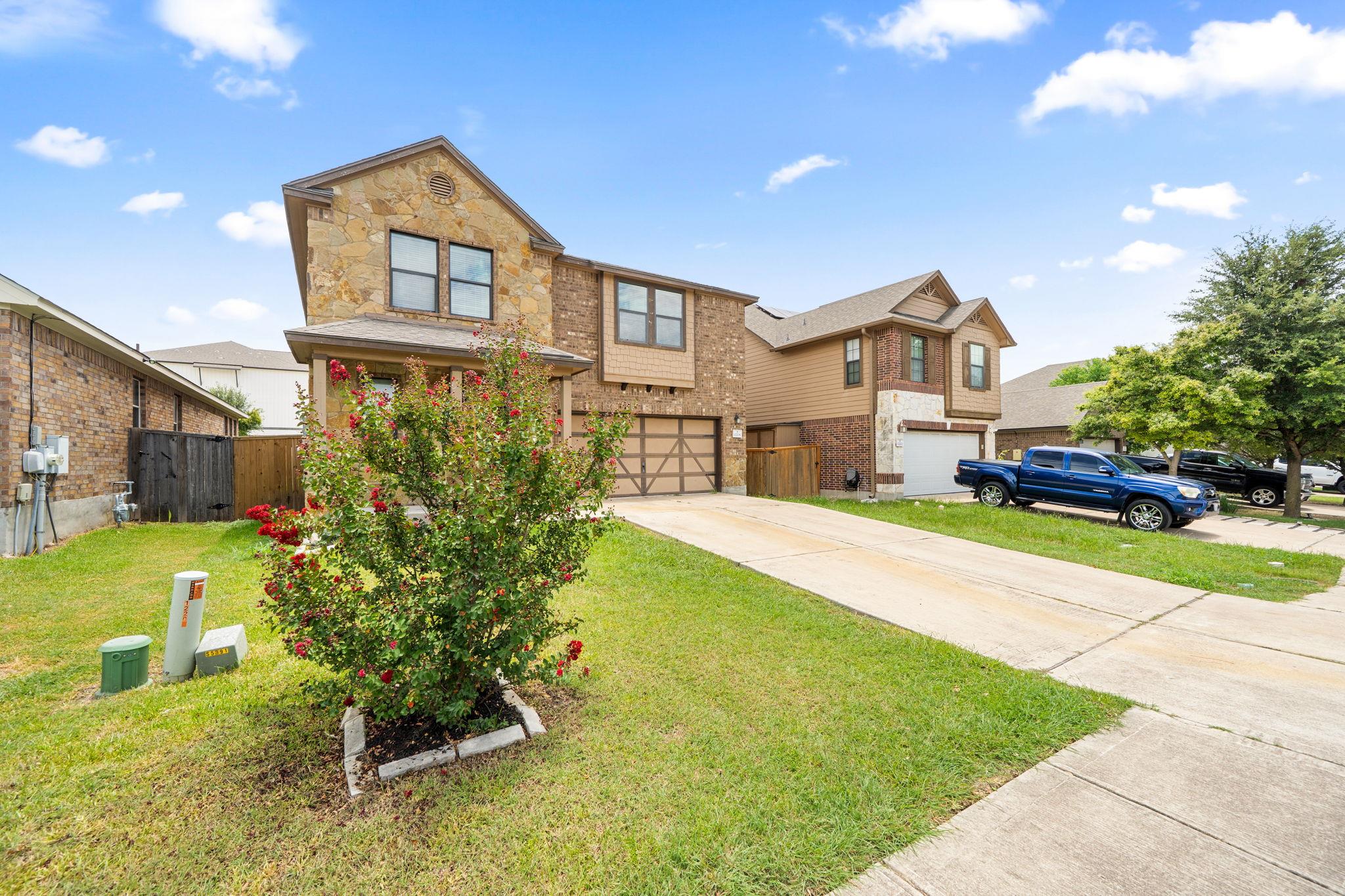 12208 Pecangate Way Property Photo 2