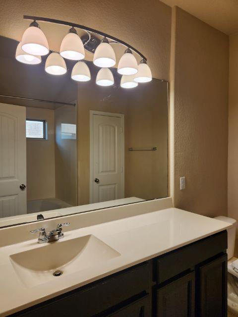 1033 Britt Ln Property Photo 8