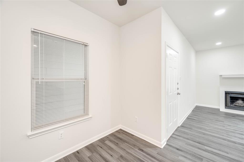 12166 Metric Blvd 252 Property Photo 4