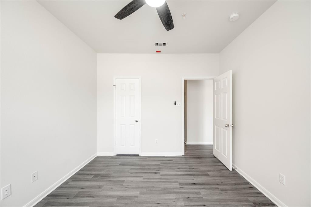 12166 Metric Blvd 252 Property Photo 11
