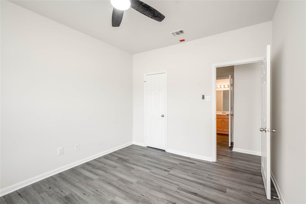 12166 Metric Blvd 252 Property Photo 12