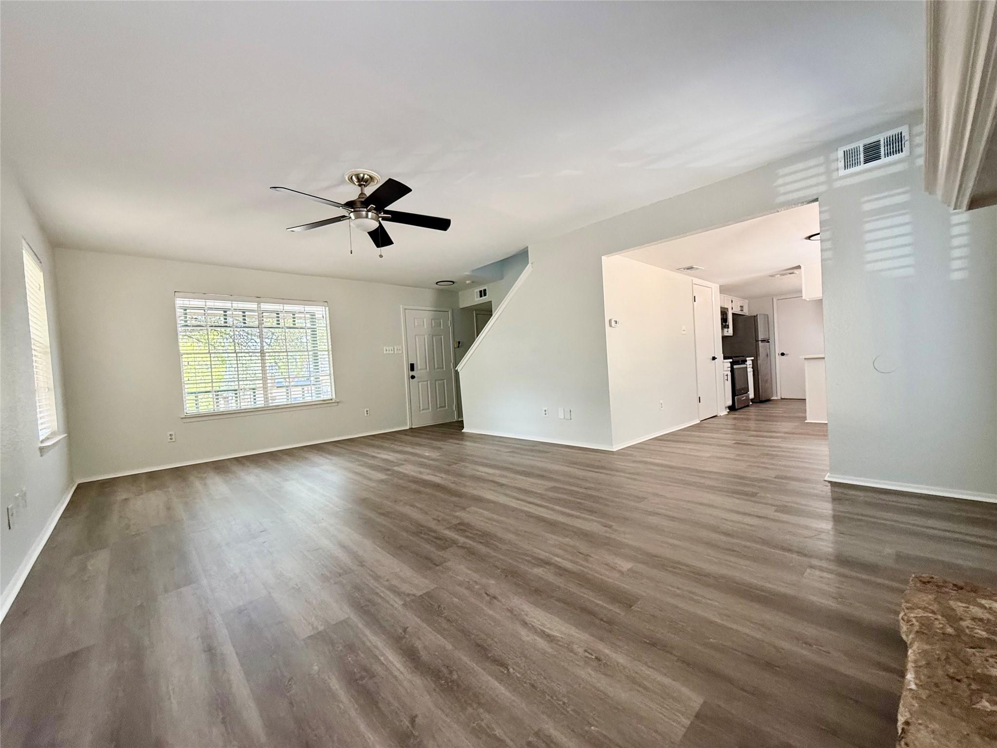 8400 Spring Valley Dr Property Photo 12