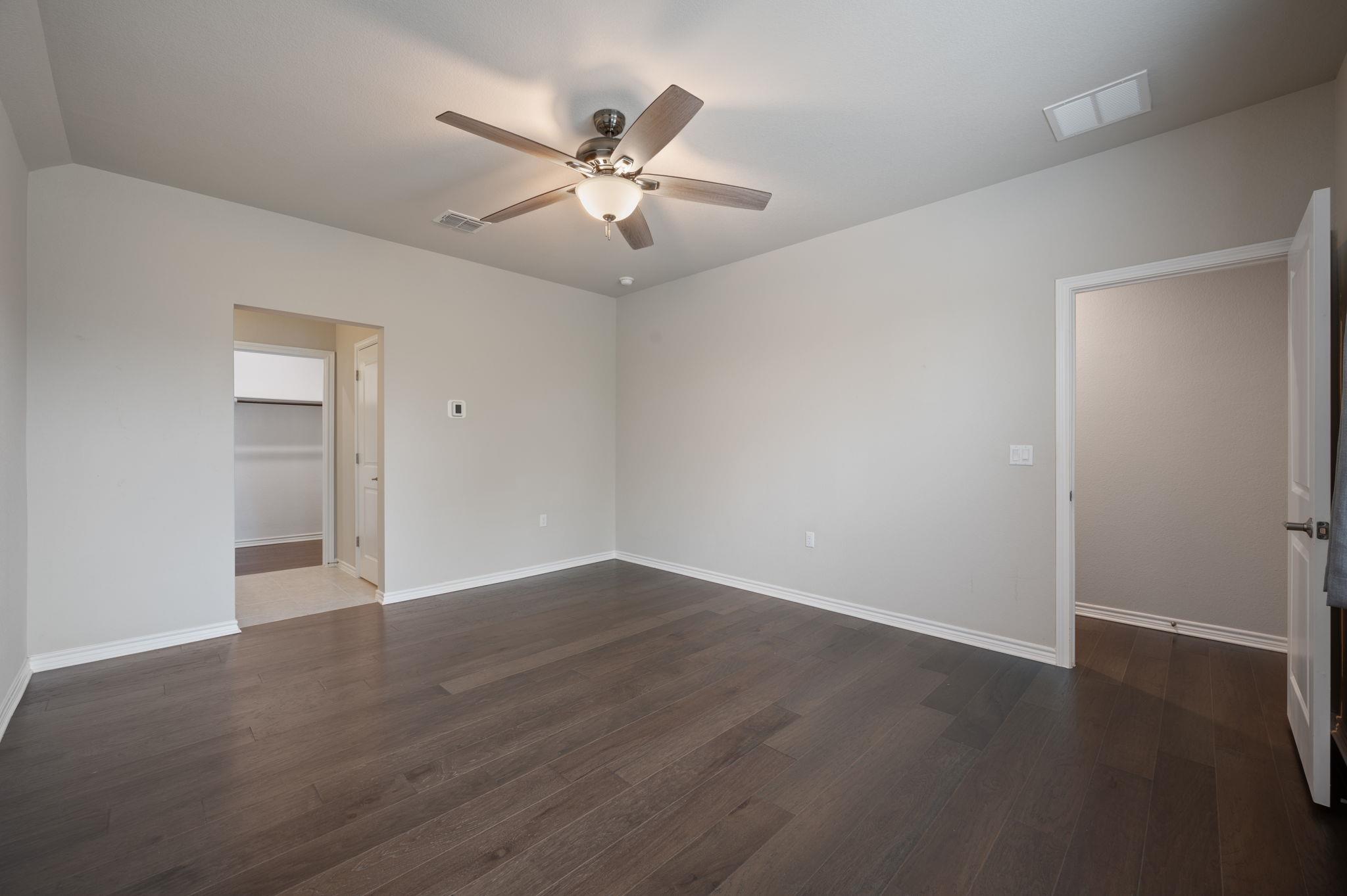 305 Bolivar Way 101 Property Photo 25