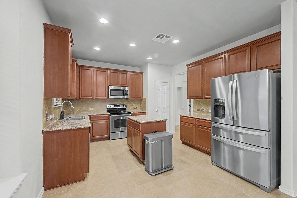 17804 Linkhill Dr Property Photo 12