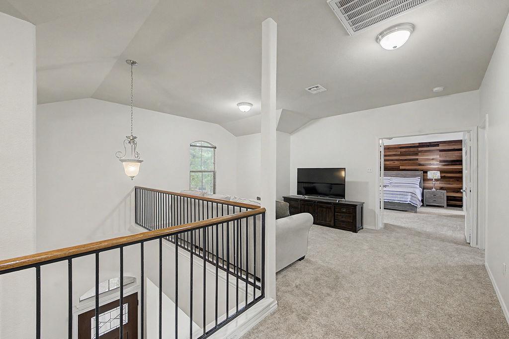 17804 Linkhill Dr Property Photo 17