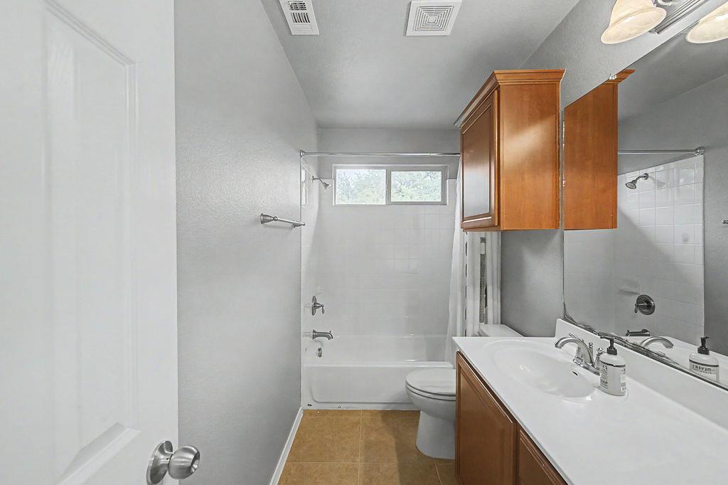 17804 Linkhill Dr Property Photo 23