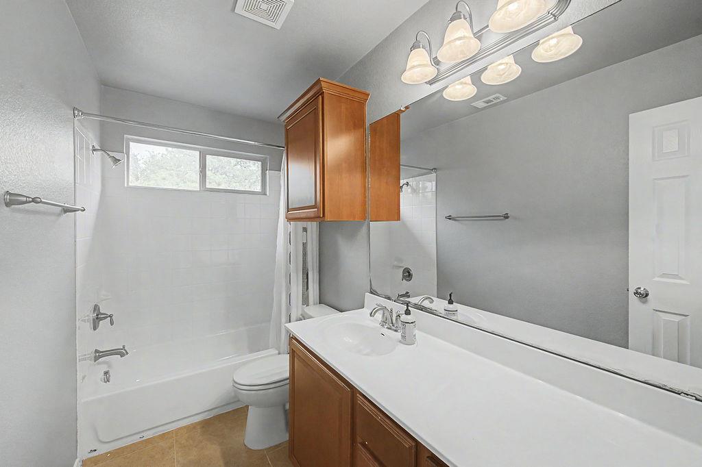 17804 Linkhill Dr Property Photo 24