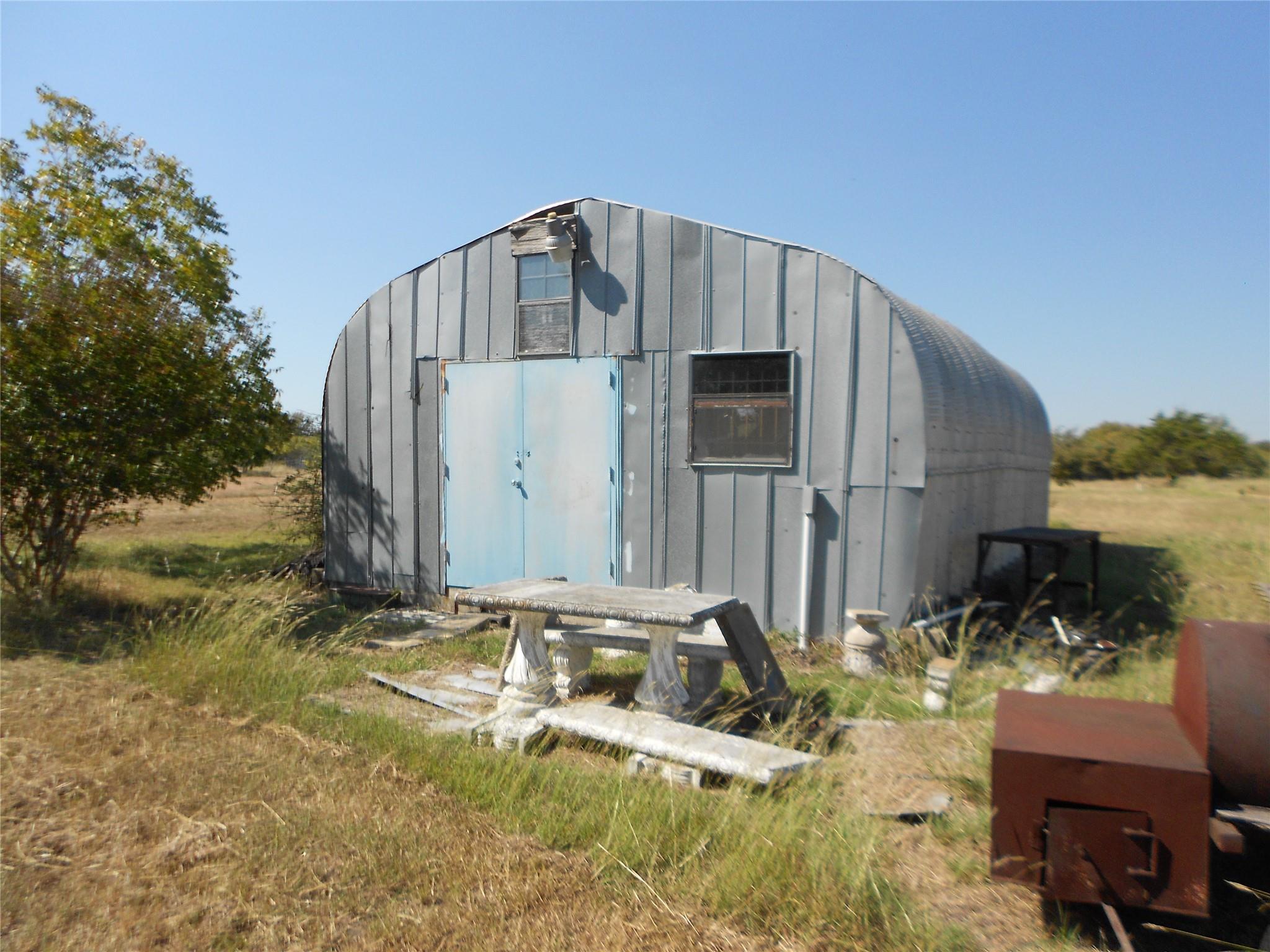 377 Crooked Rd Property Photo 16
