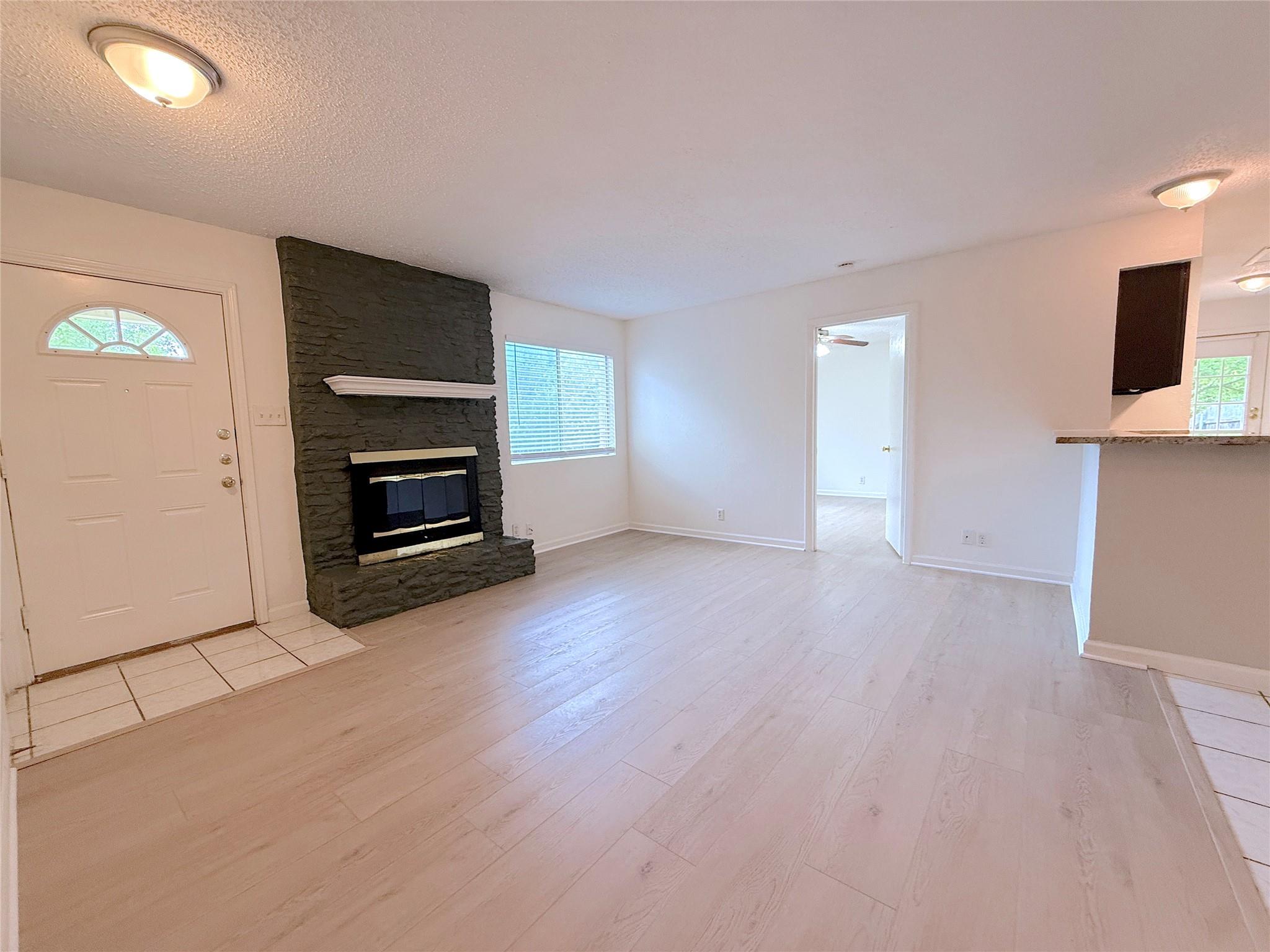 9900 Hundred Oaks Cir #a Property Photo 4