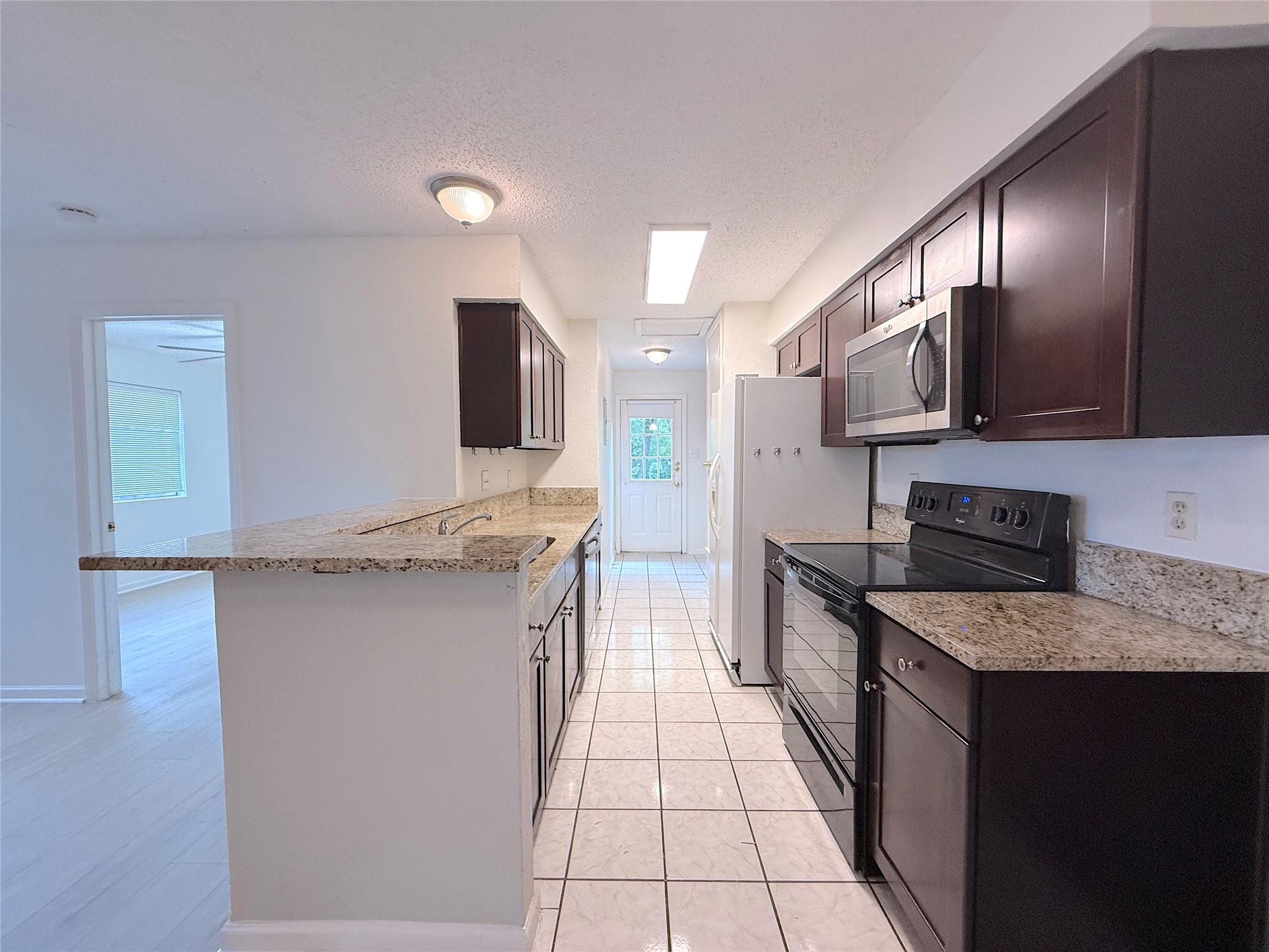 9900 Hundred Oaks Cir #a Property Photo 9