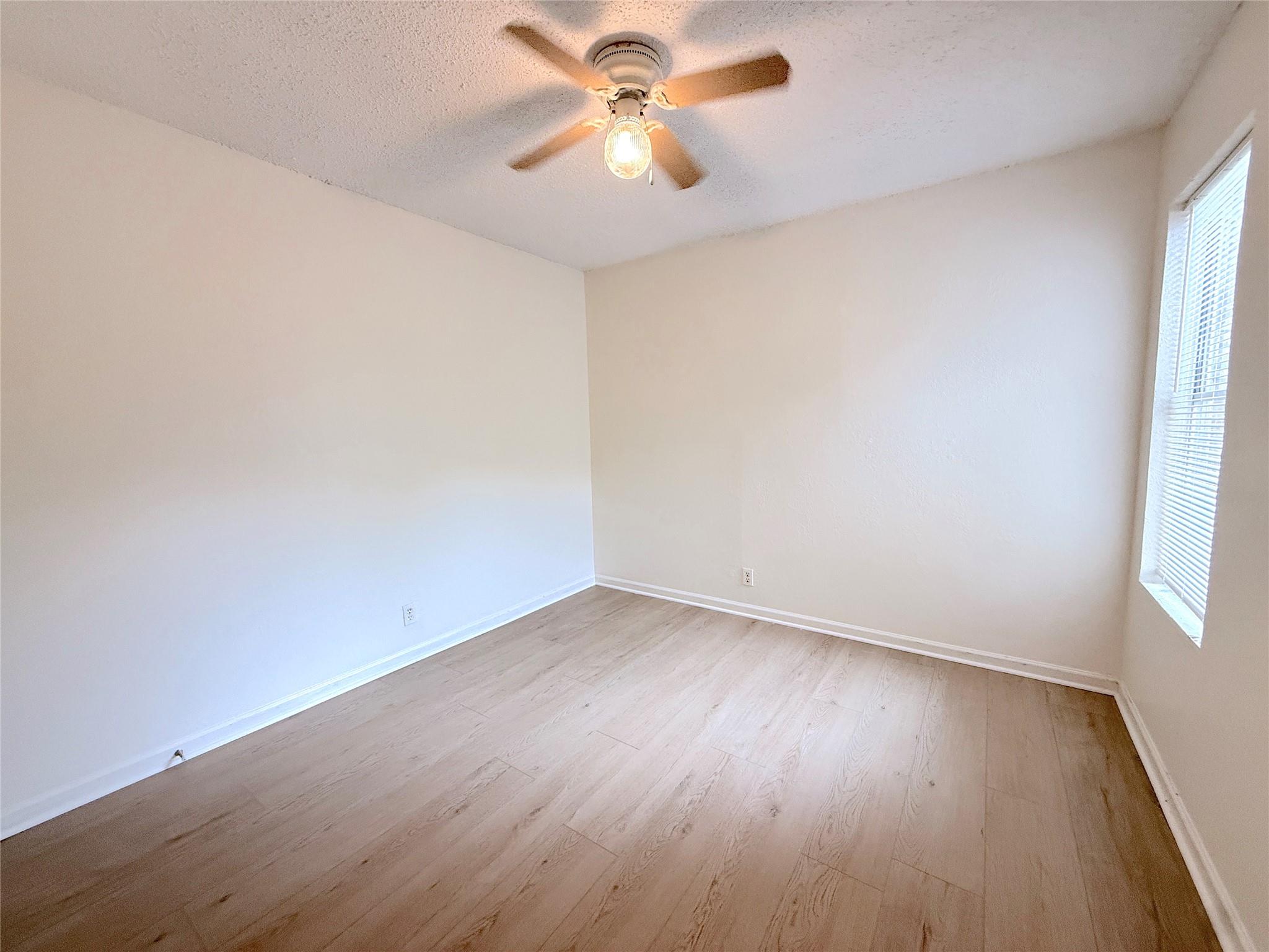 9900 Hundred Oaks Cir #a Property Photo 18