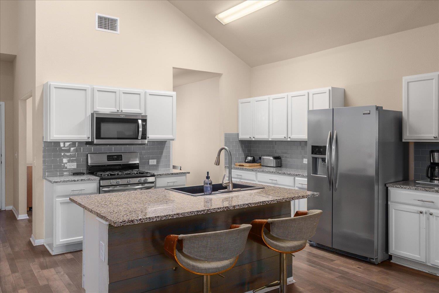 717 Kaluga Trl Property Photo 11