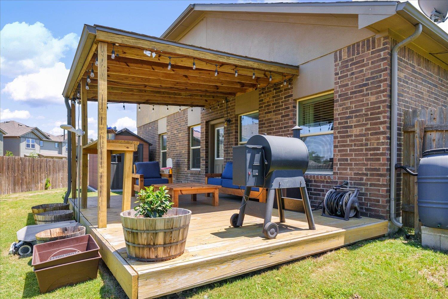 717 Kaluga Trl Property Photo 27