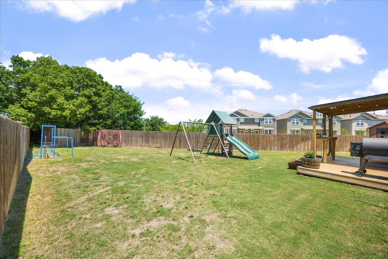 717 Kaluga Trl Property Photo 30