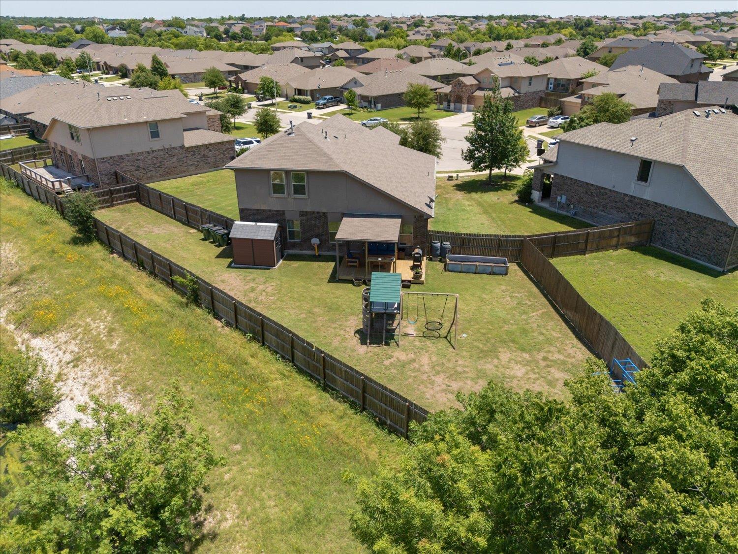 717 Kaluga Trl Property Photo 32