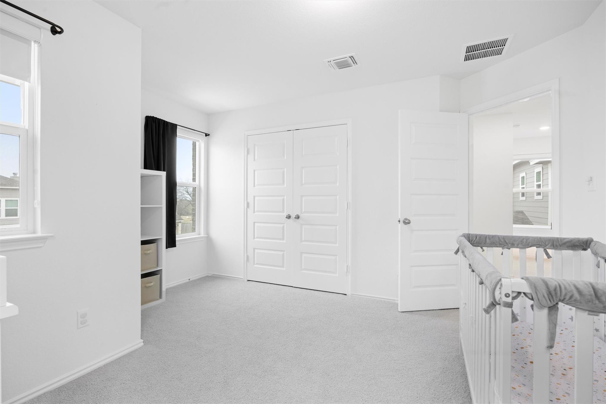 1030 Santiam St Property Photo 19