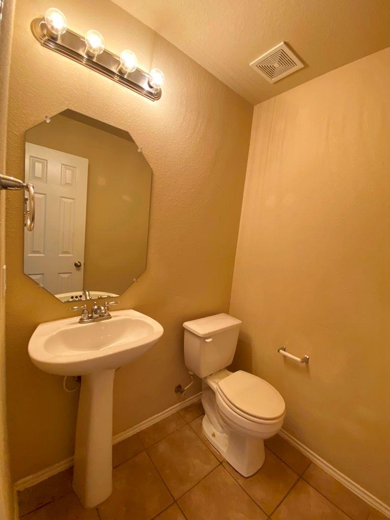 1005 Gentry Dr Property Photo 12