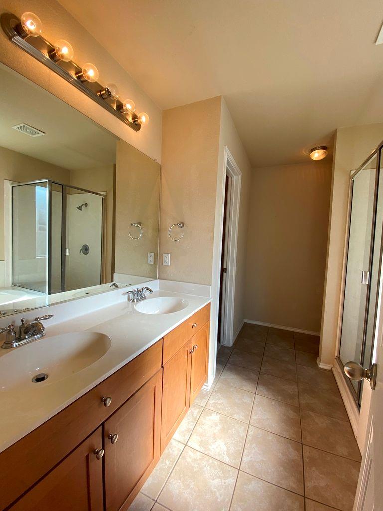 1005 Gentry Dr Property Photo 15