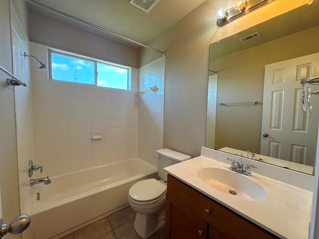 1005 Gentry Dr Property Photo 22