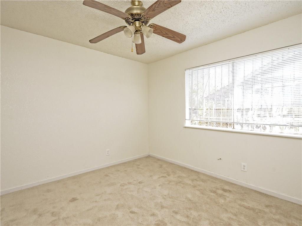 6916 Carwill Dr Property Photo 11