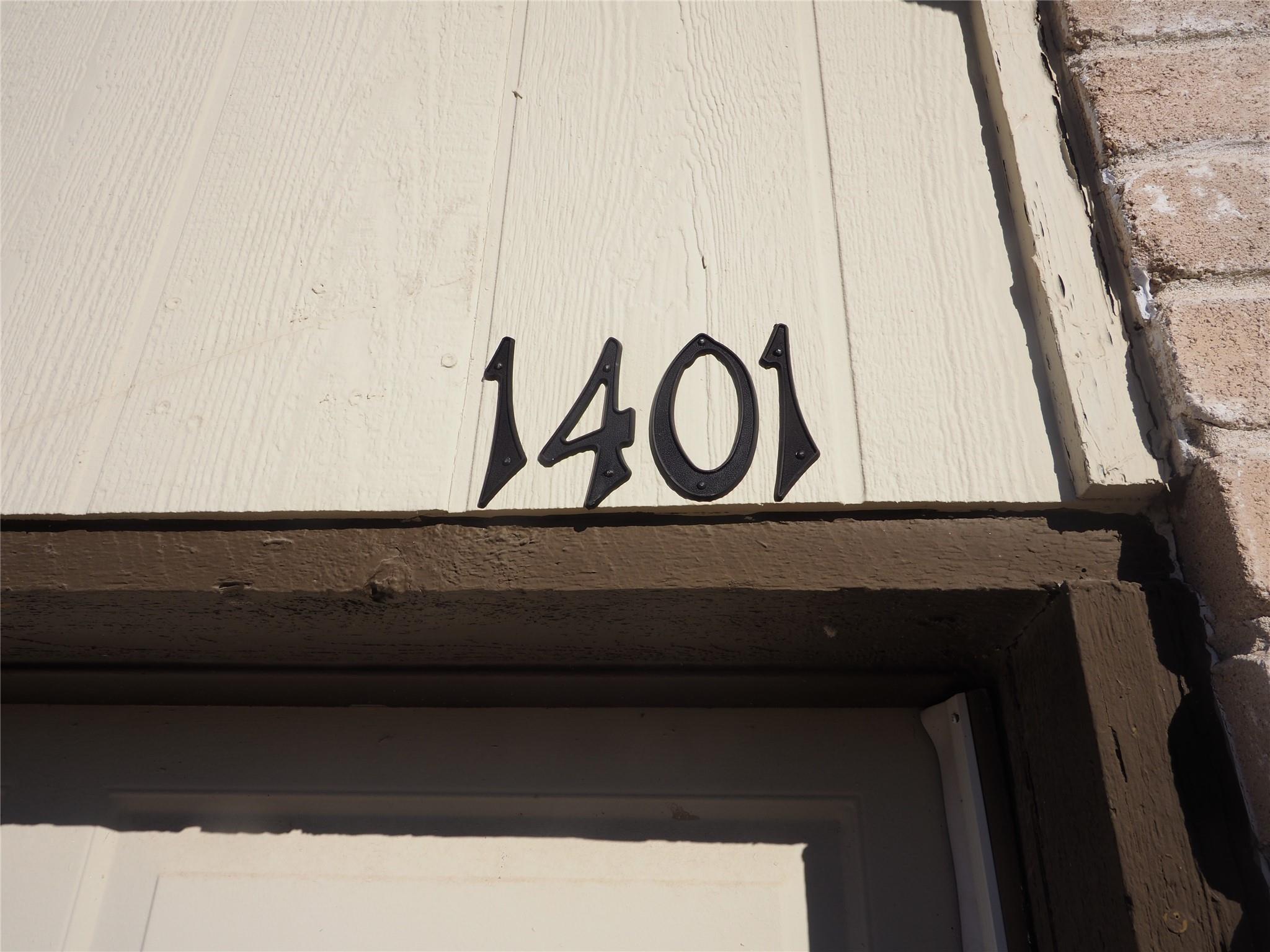 1403 Hermitage Dr Property Photo 1