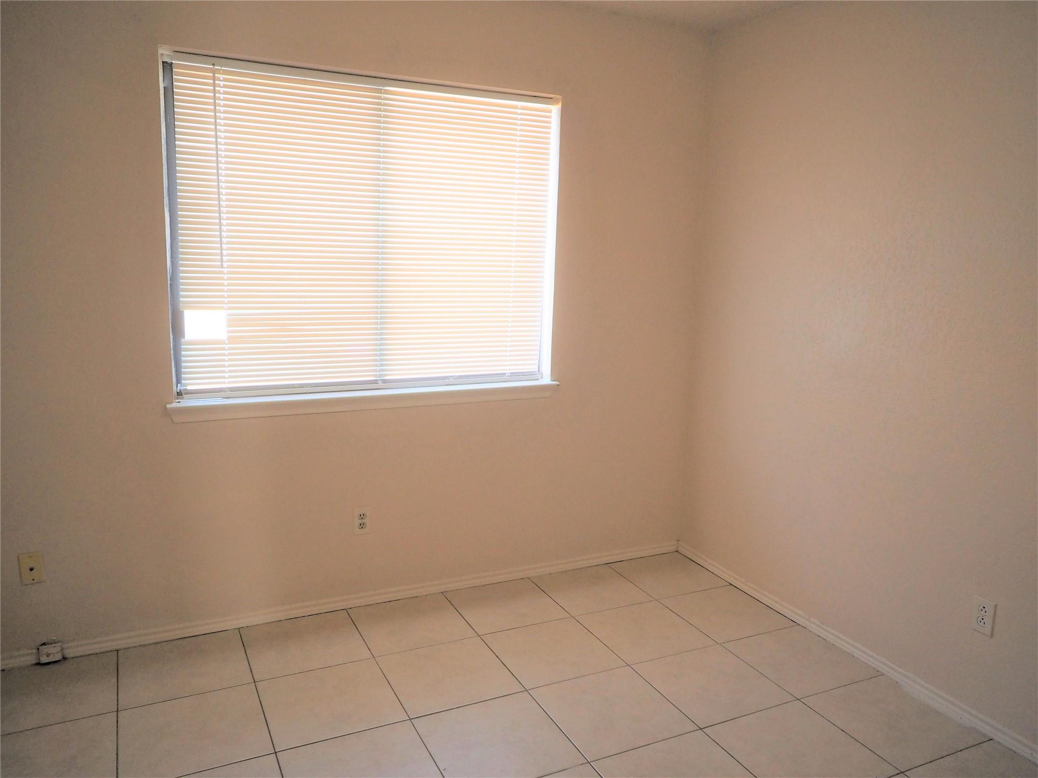 1403 Hermitage Dr Property Photo 15