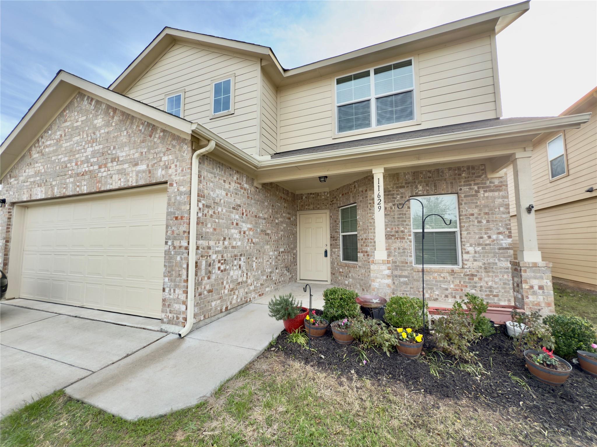 11629 Carbrook Rd Property Photo
