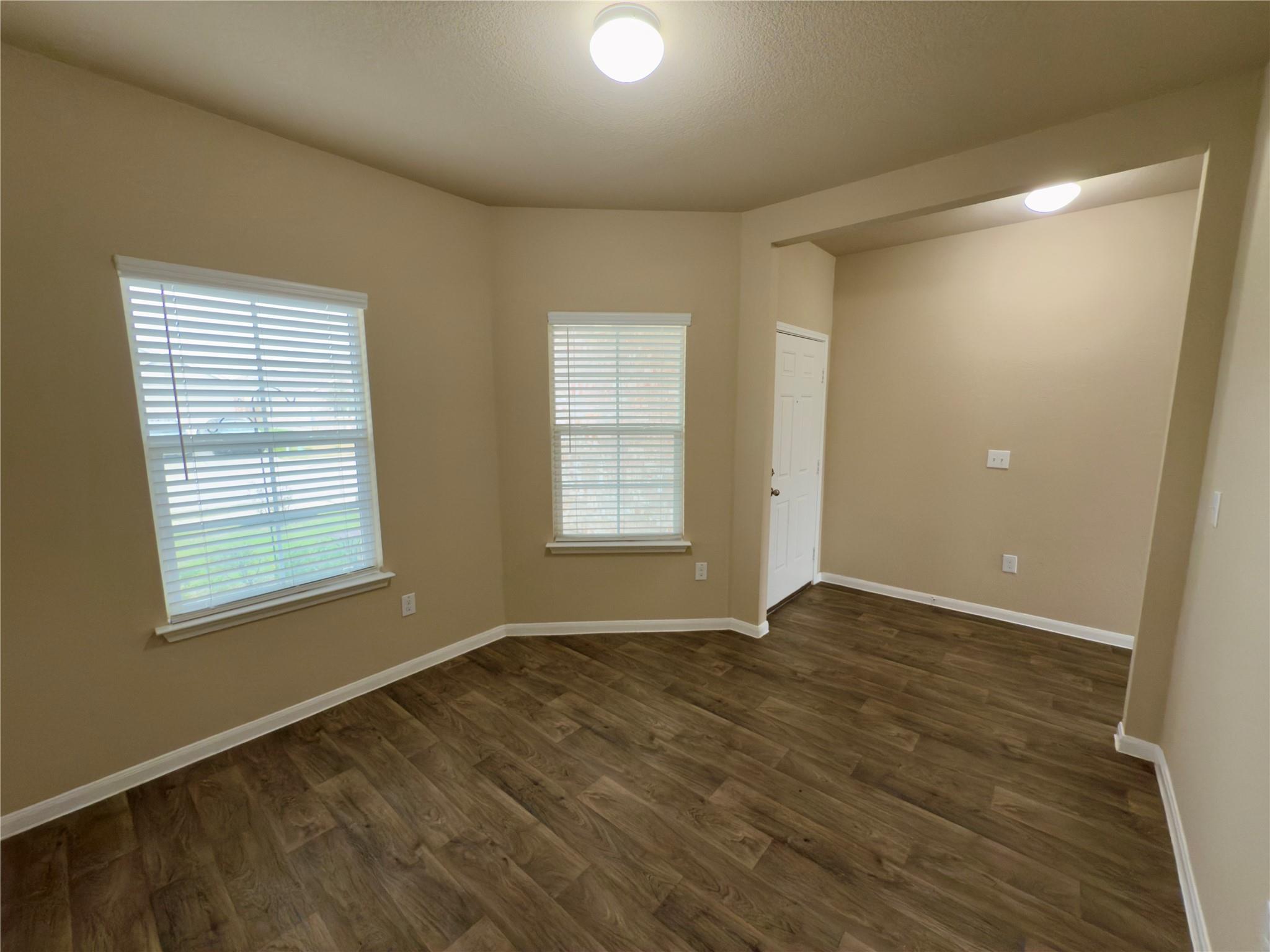 11629 Carbrook Rd Property Photo 6